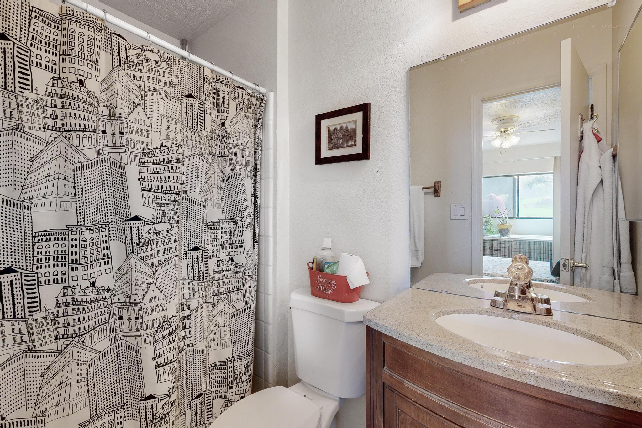 6824 CLEGHORN Road NW