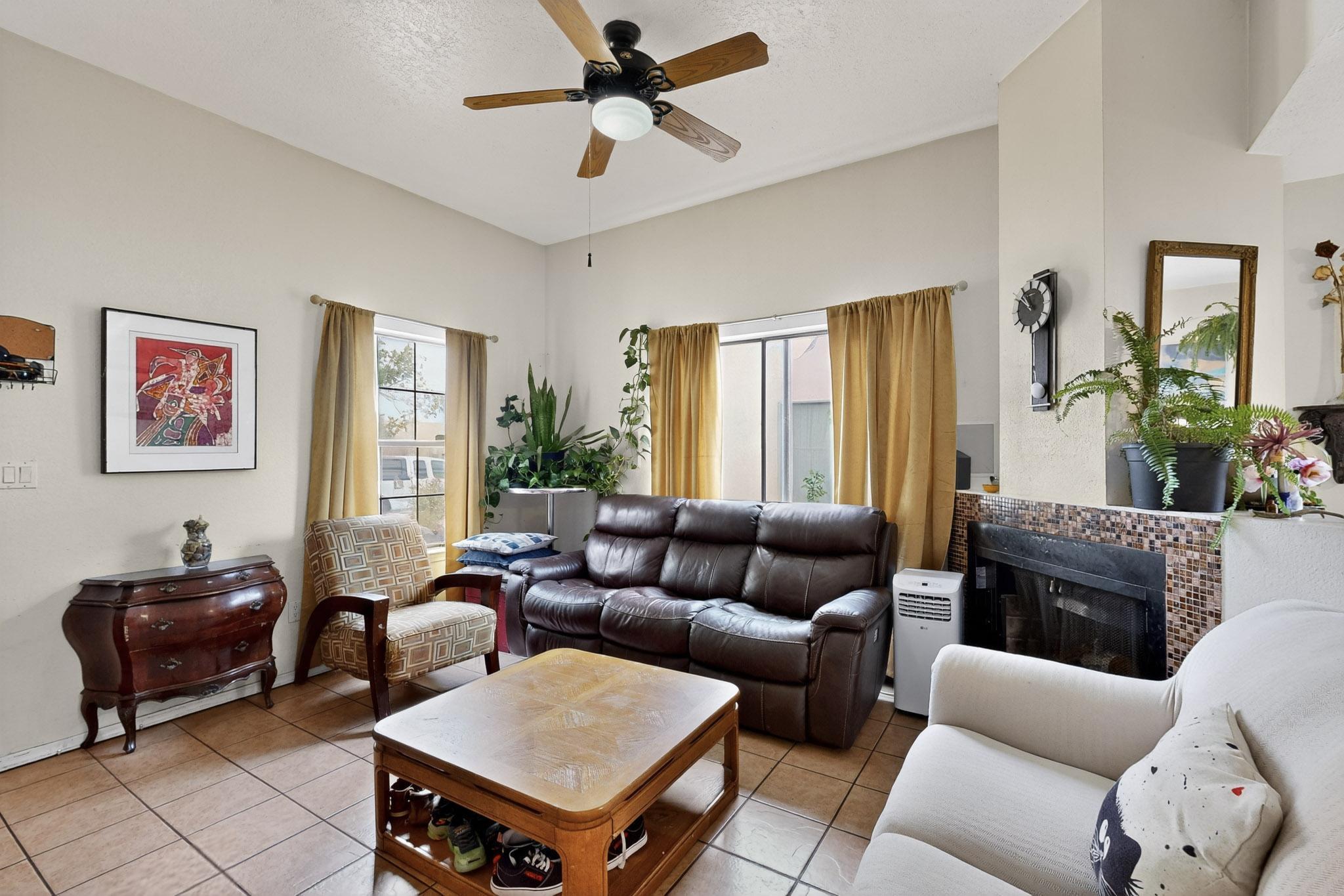 6824 CLEGHORN Road NW