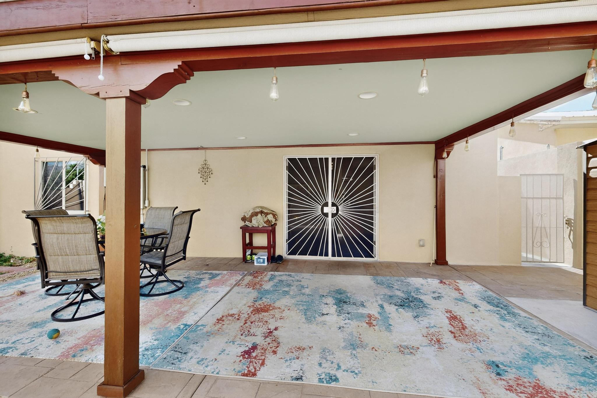 1400 WILLYS KNIGHT Drive NE