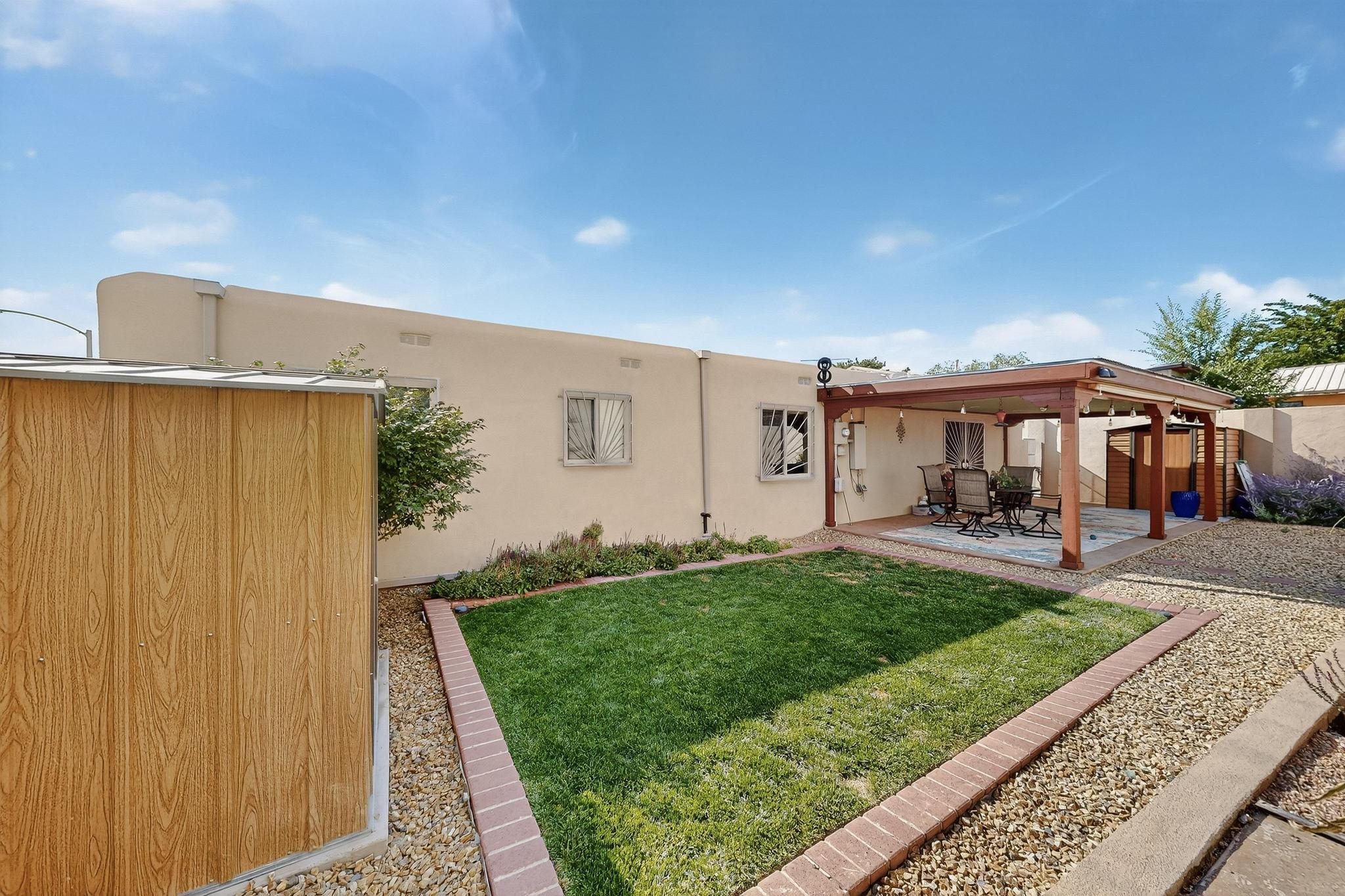 1400 WILLYS KNIGHT Drive NE