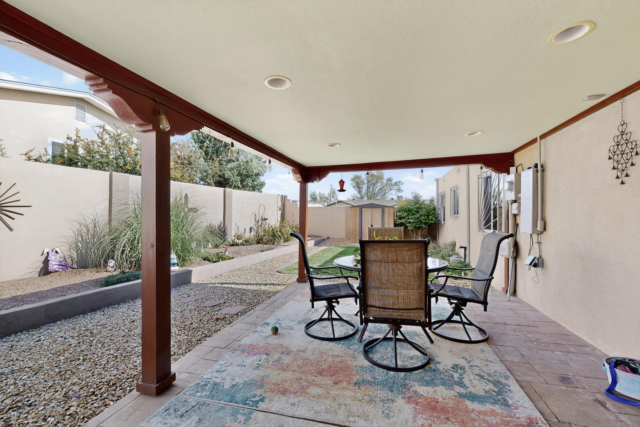 1400 WILLYS KNIGHT Drive NE