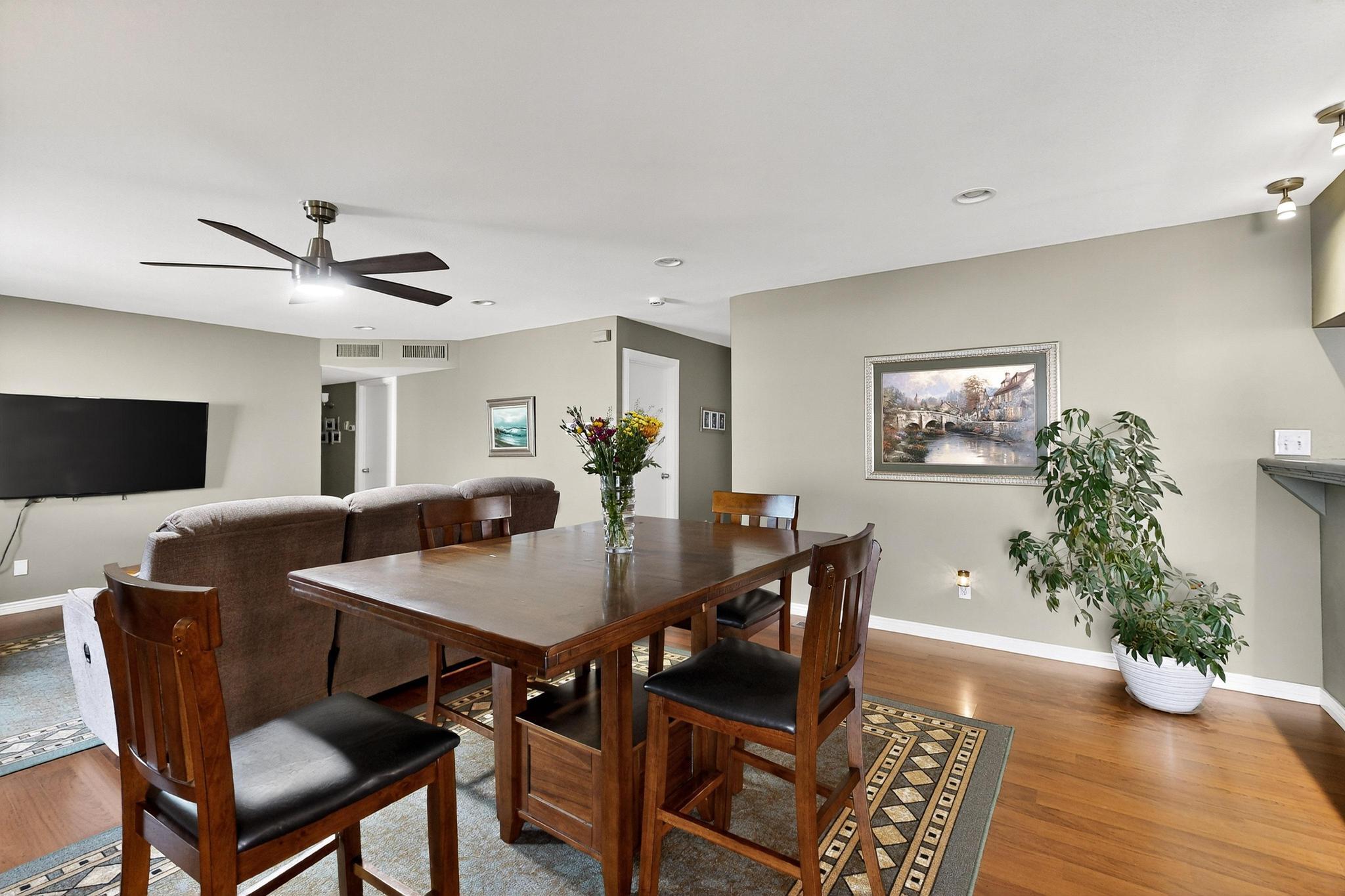 1400 WILLYS KNIGHT Drive NE