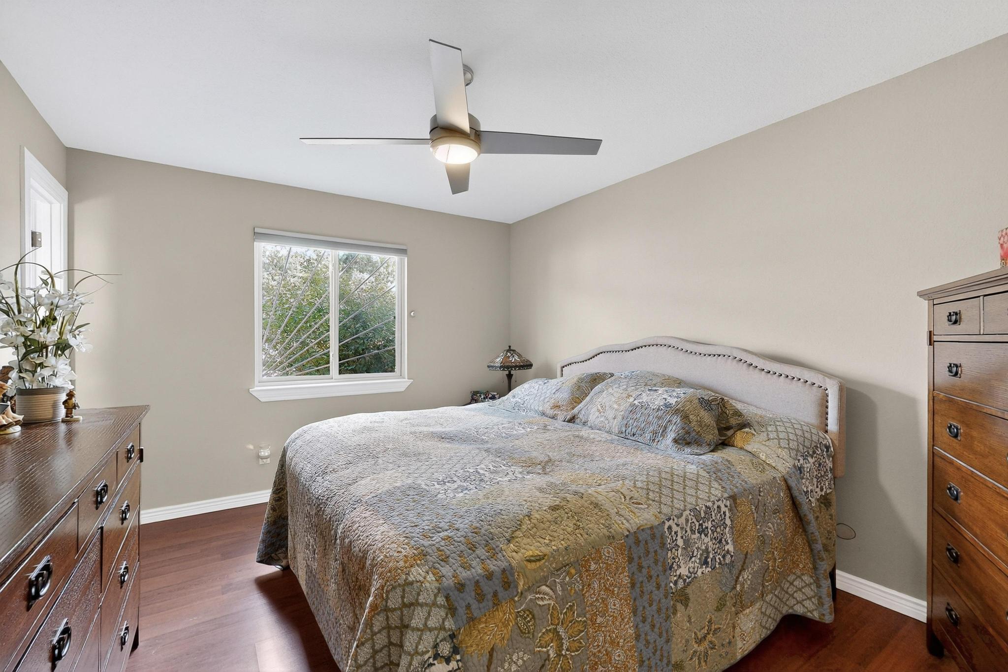 1400 WILLYS KNIGHT Drive NE