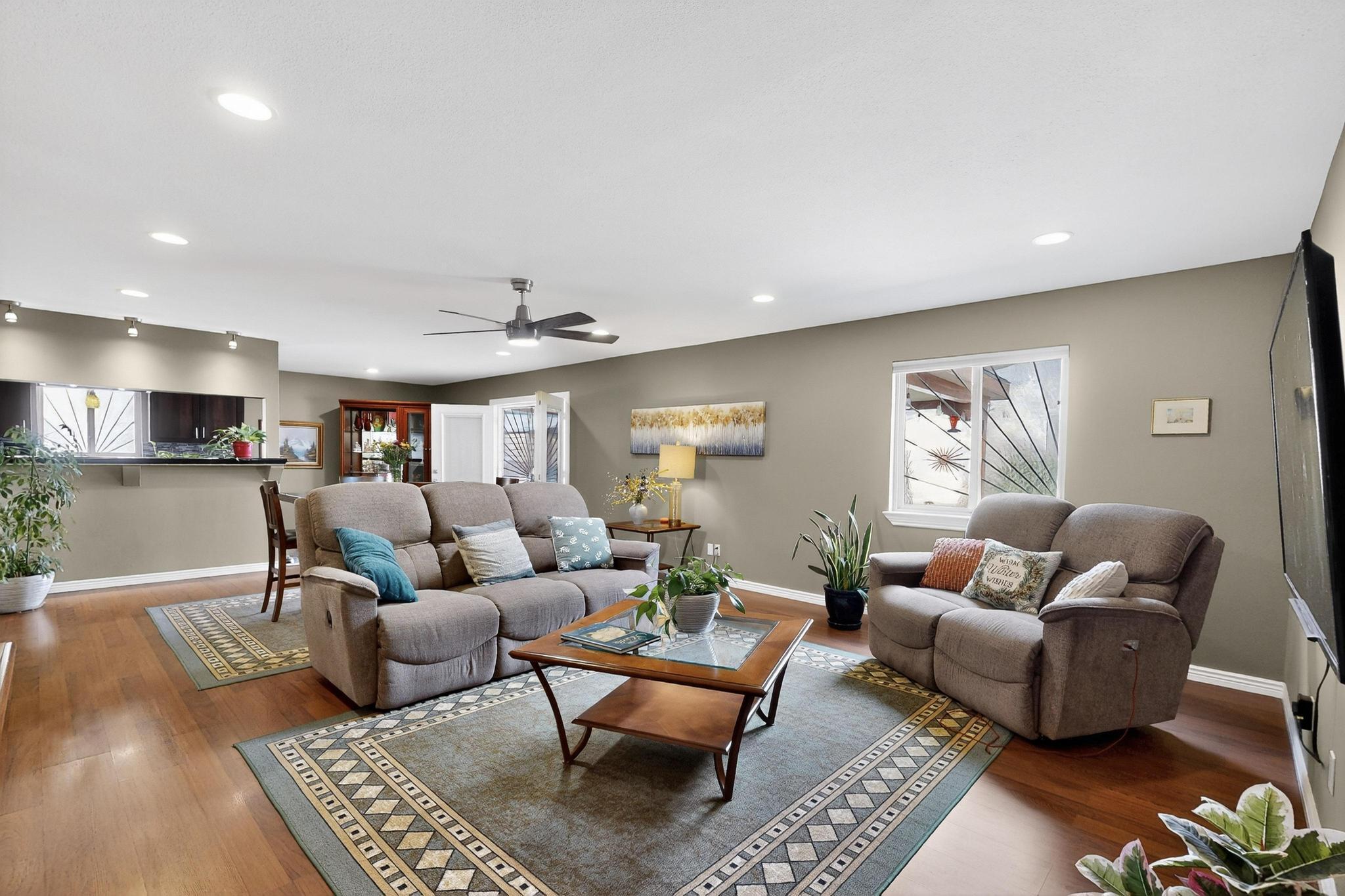 1400 WILLYS KNIGHT Drive NE