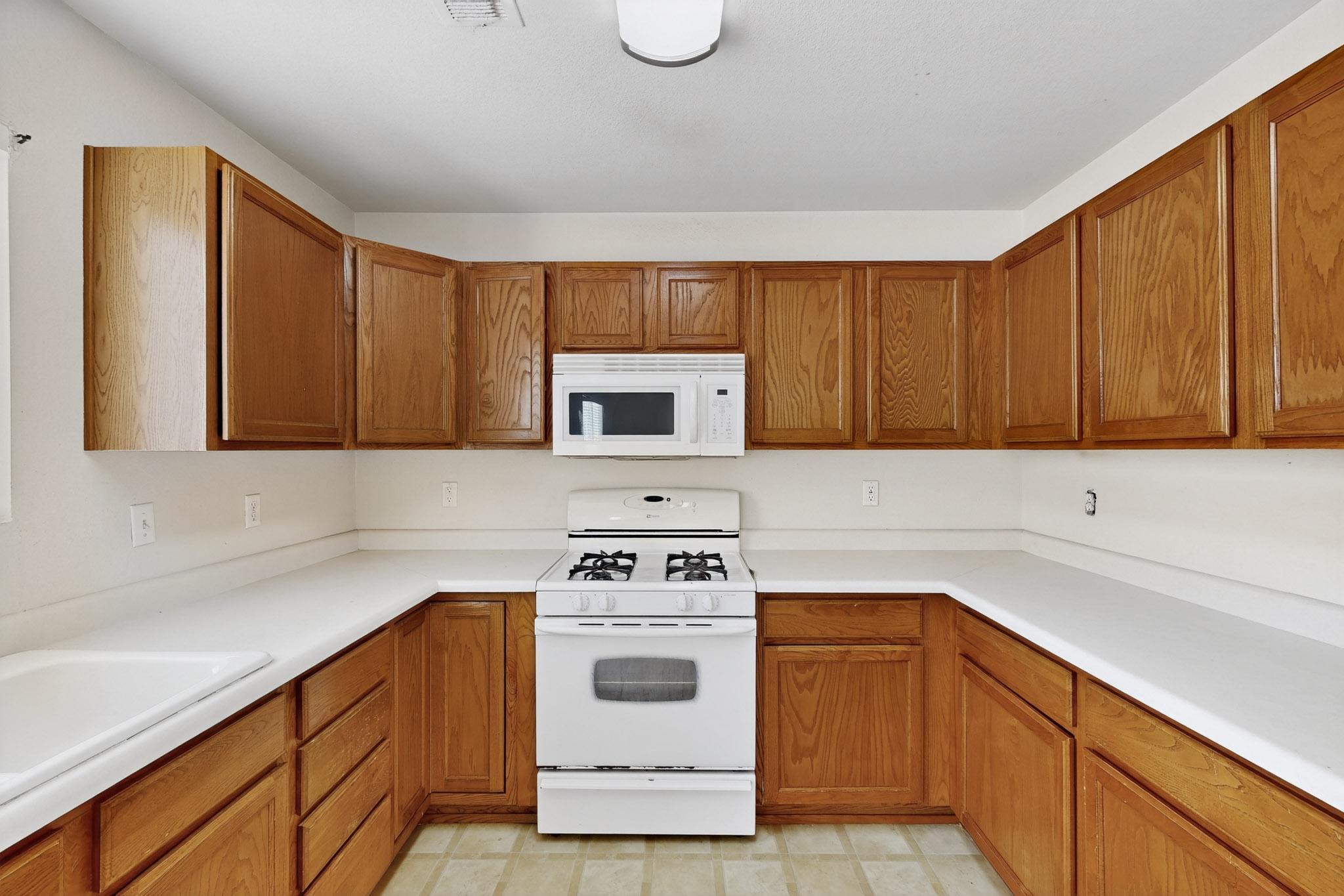 3804 Tranquil Meadows Drive