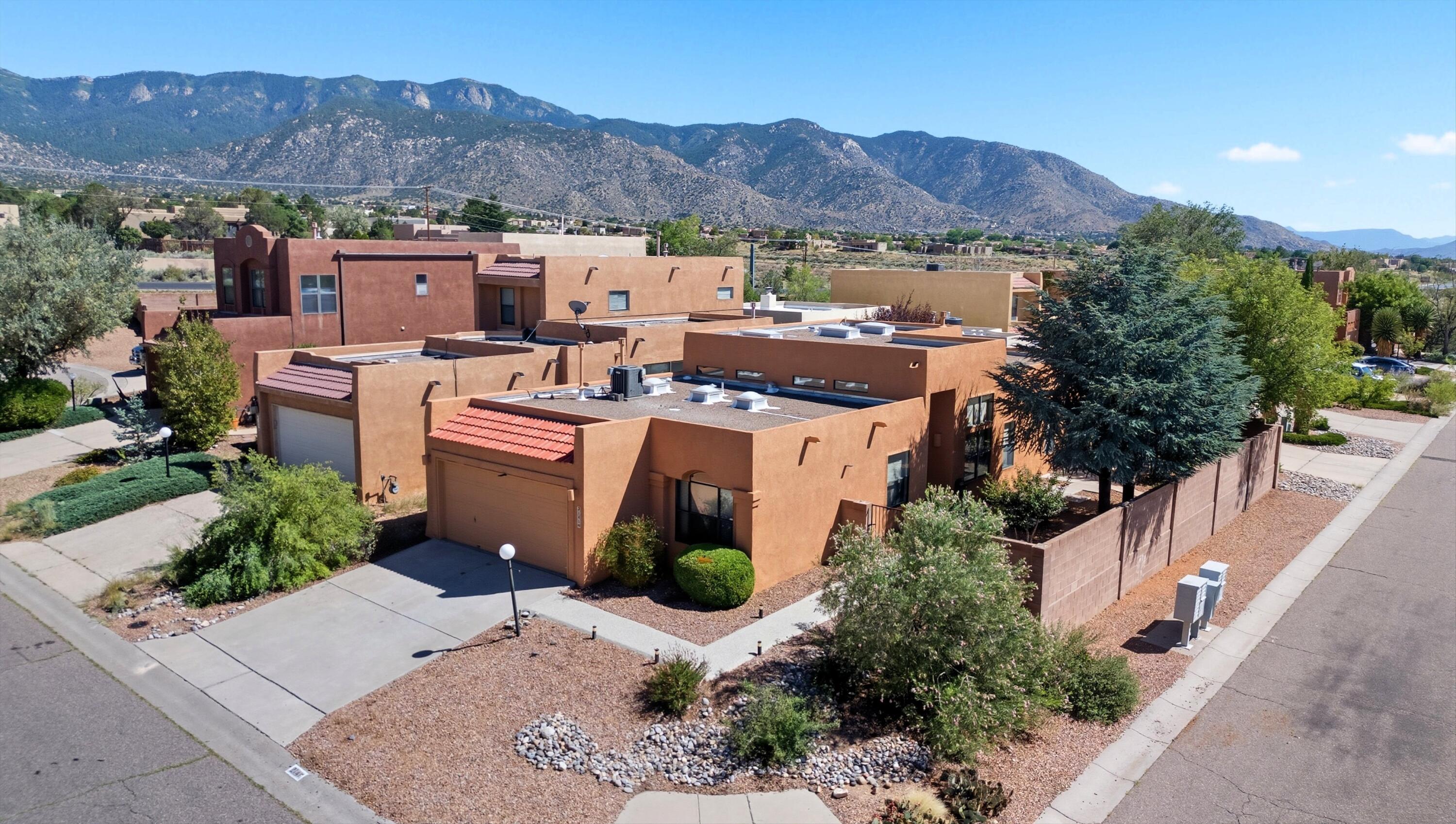 2141 COYOTE WILLOW Avenue NE