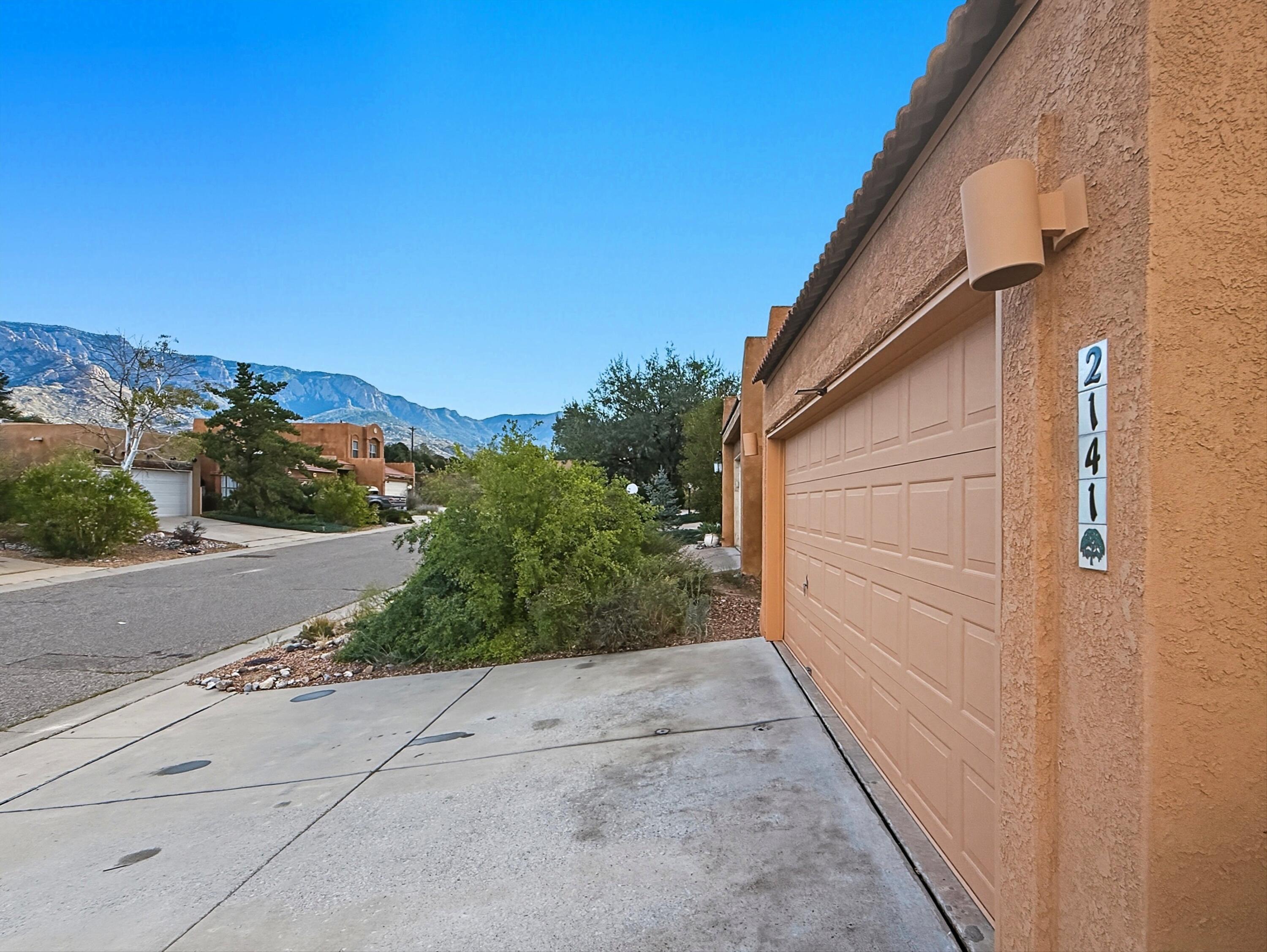 2141 COYOTE WILLOW Avenue NE