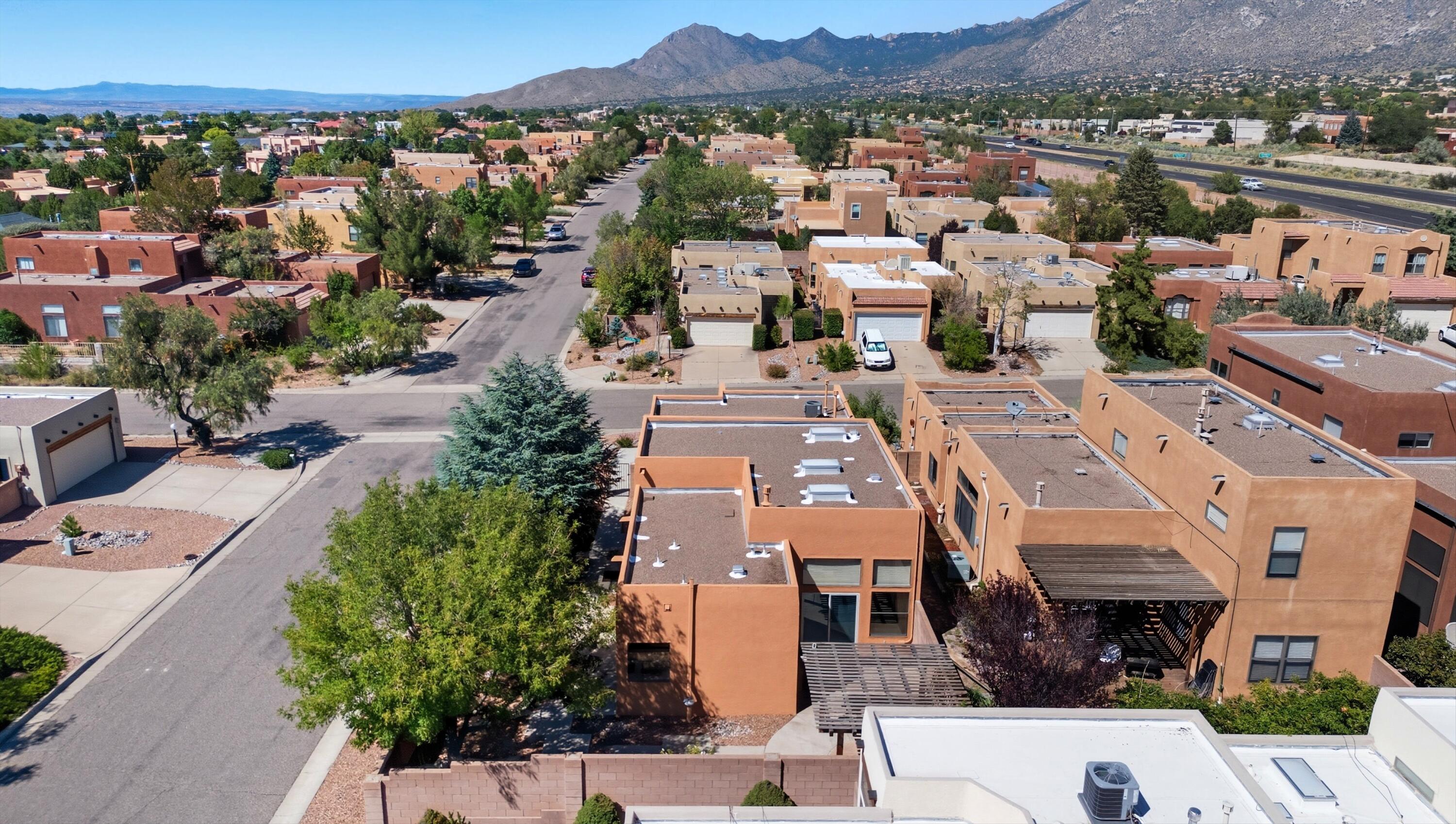 2141 COYOTE WILLOW Avenue NE