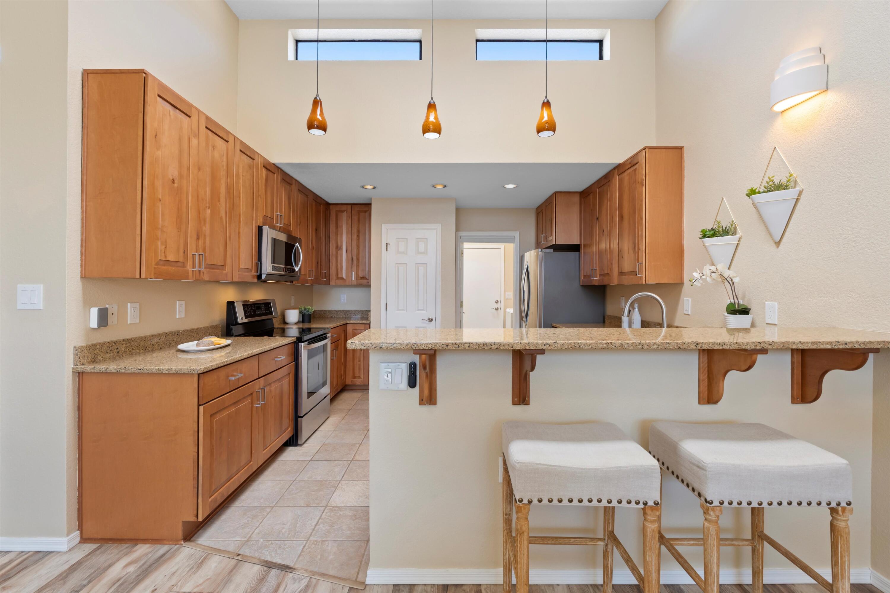 2141 COYOTE WILLOW Avenue NE