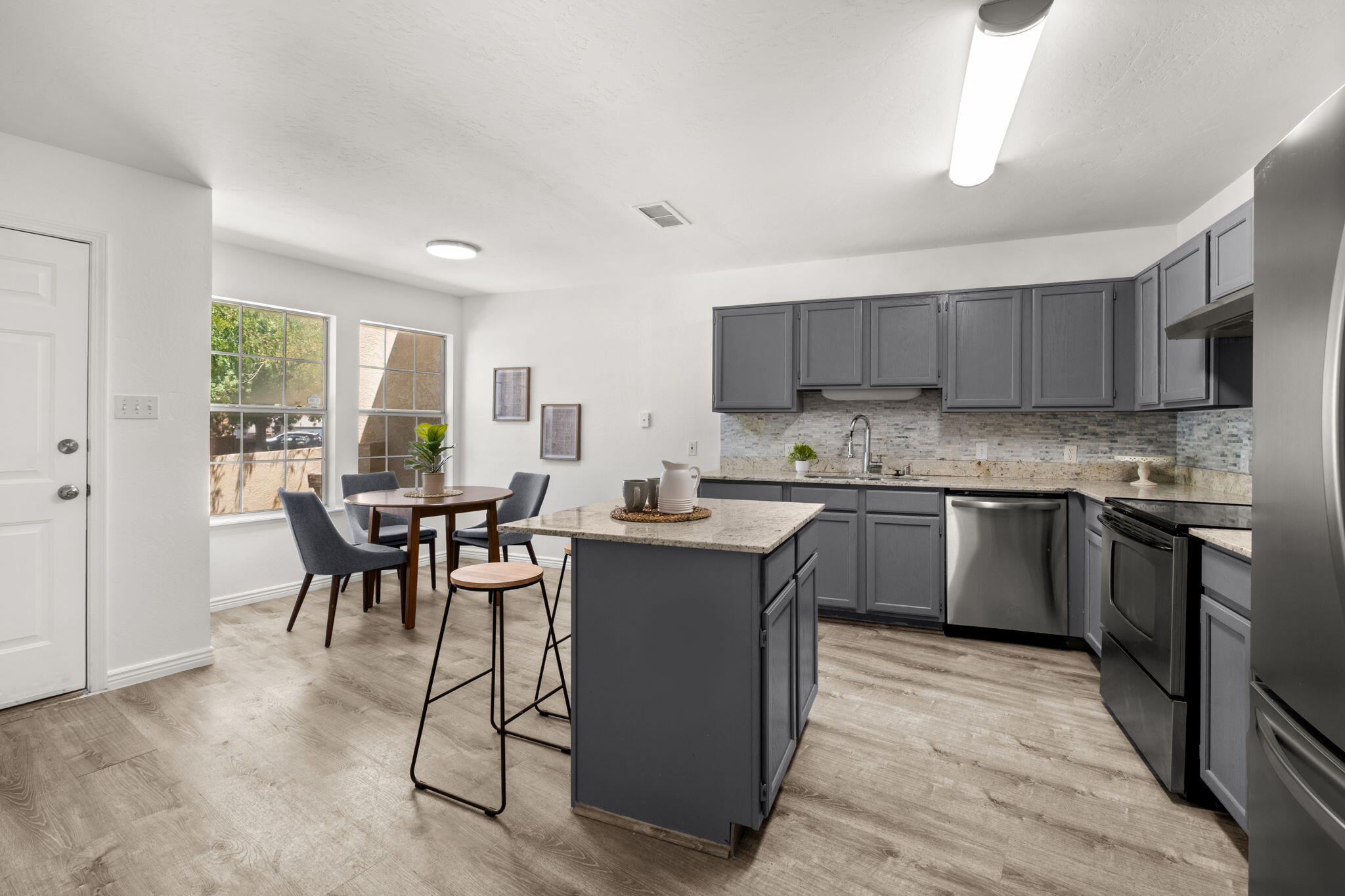 6201 BENT TREE Drive NW