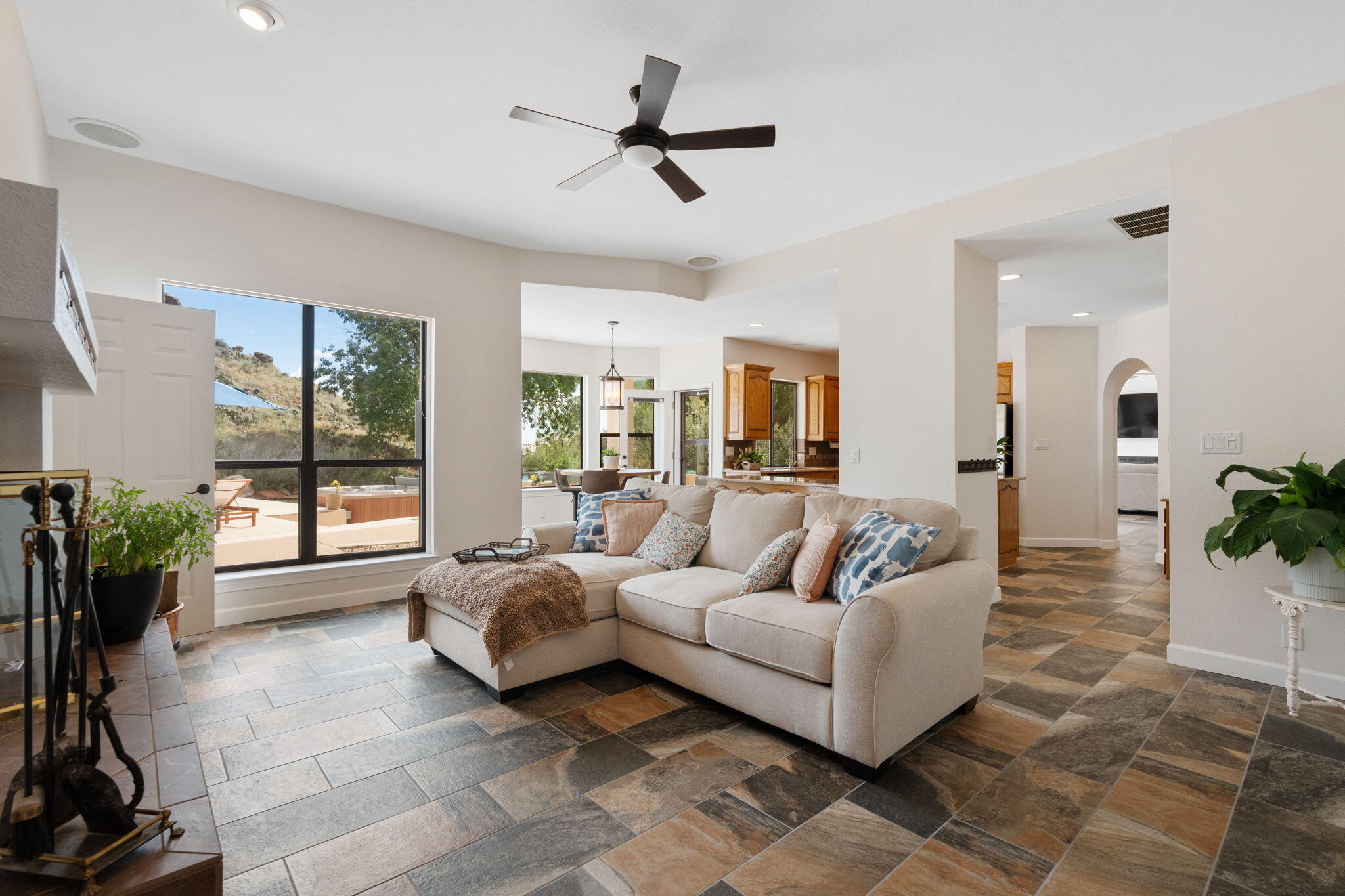 13616 CRESTED BUTTE Drive NE