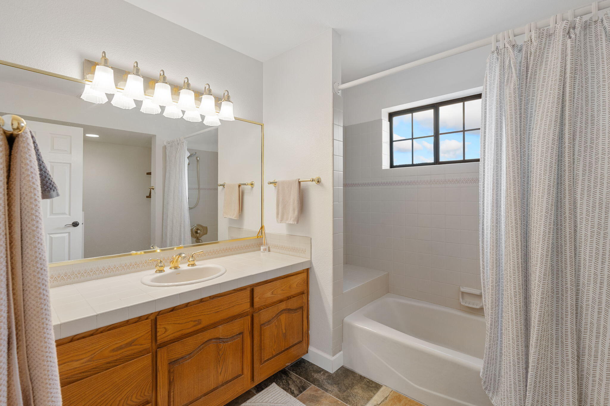 13616 CRESTED BUTTE Drive NE