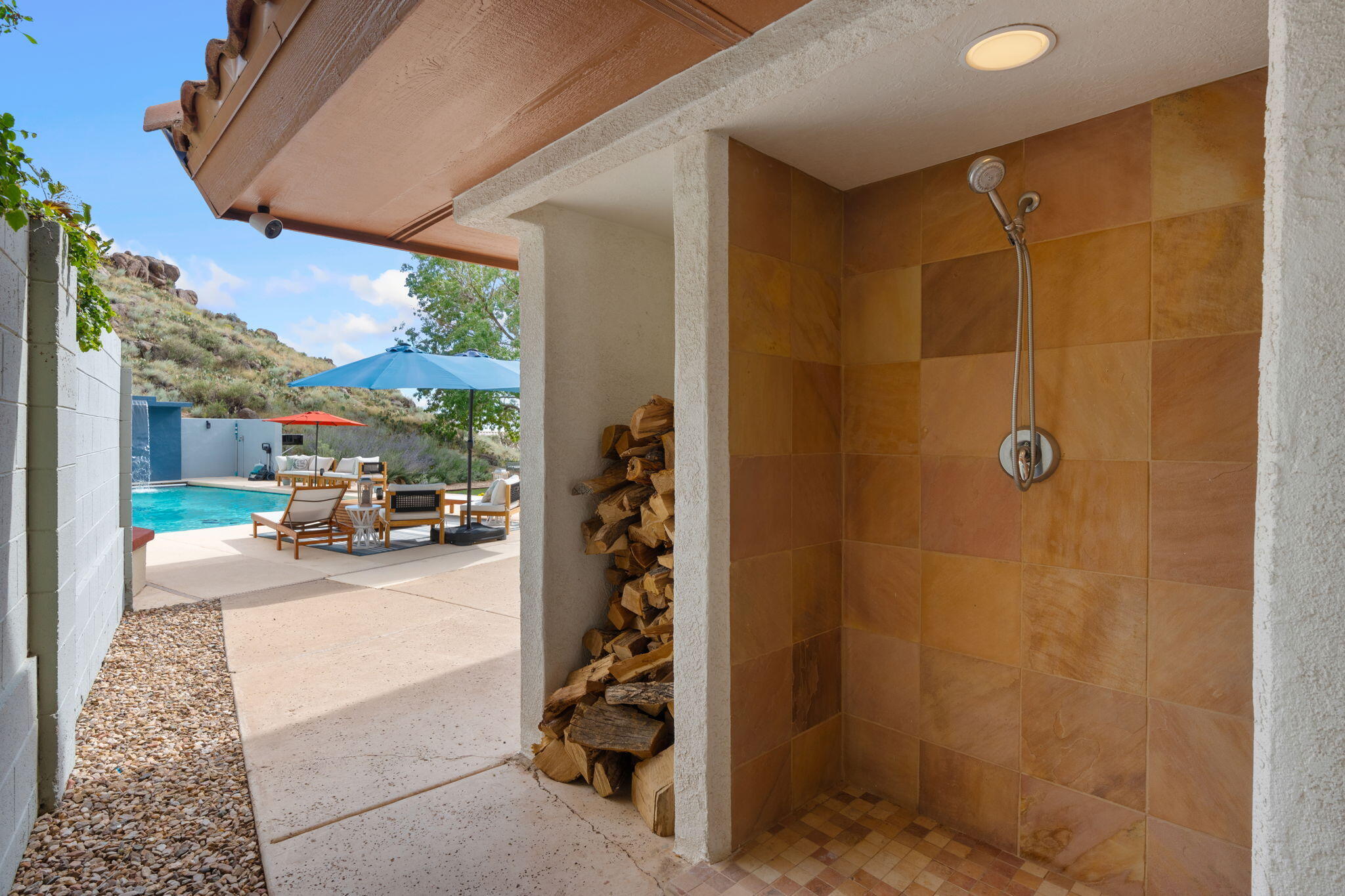 13616 CRESTED BUTTE Drive NE