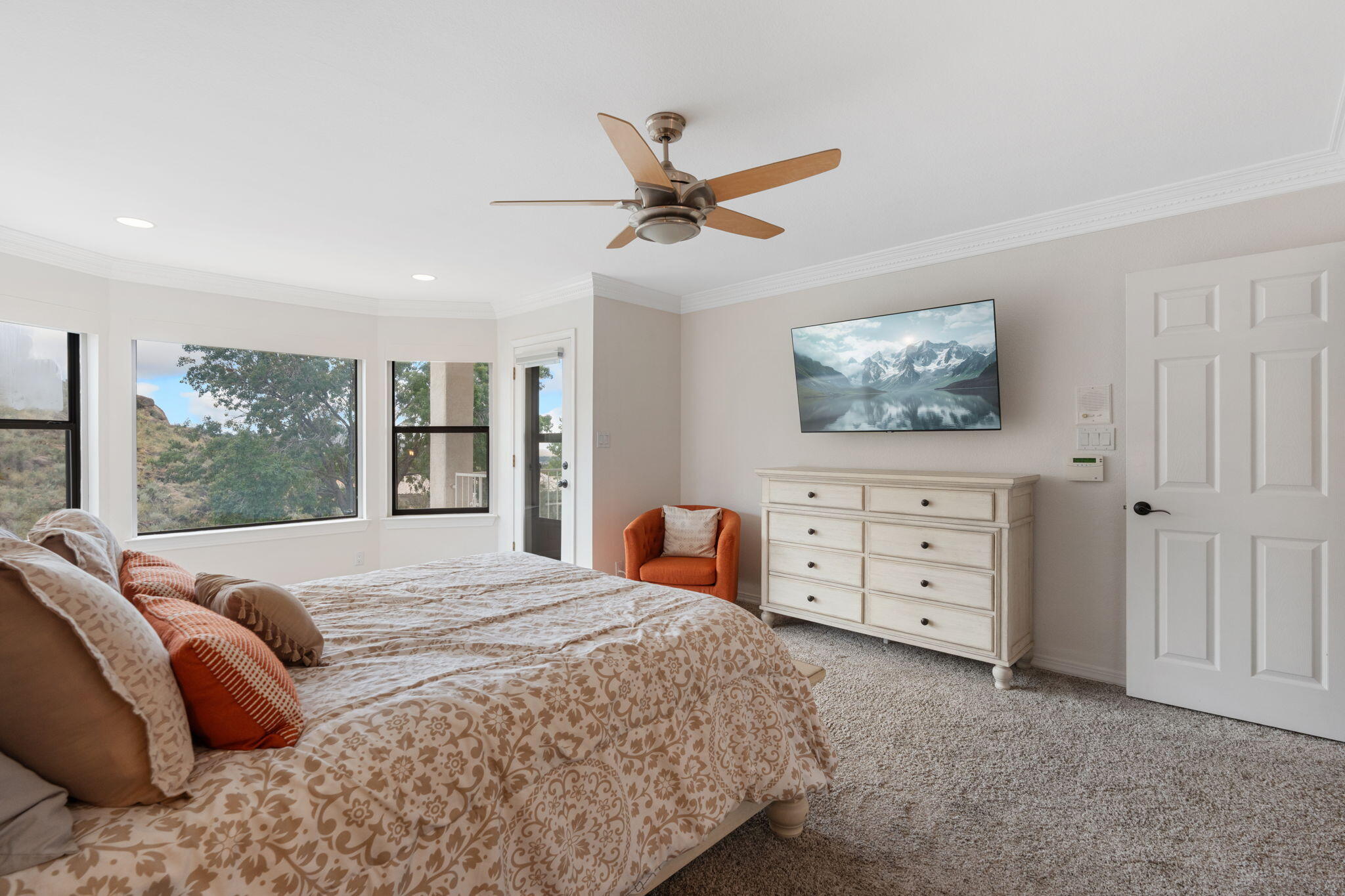 13616 CRESTED BUTTE Drive NE