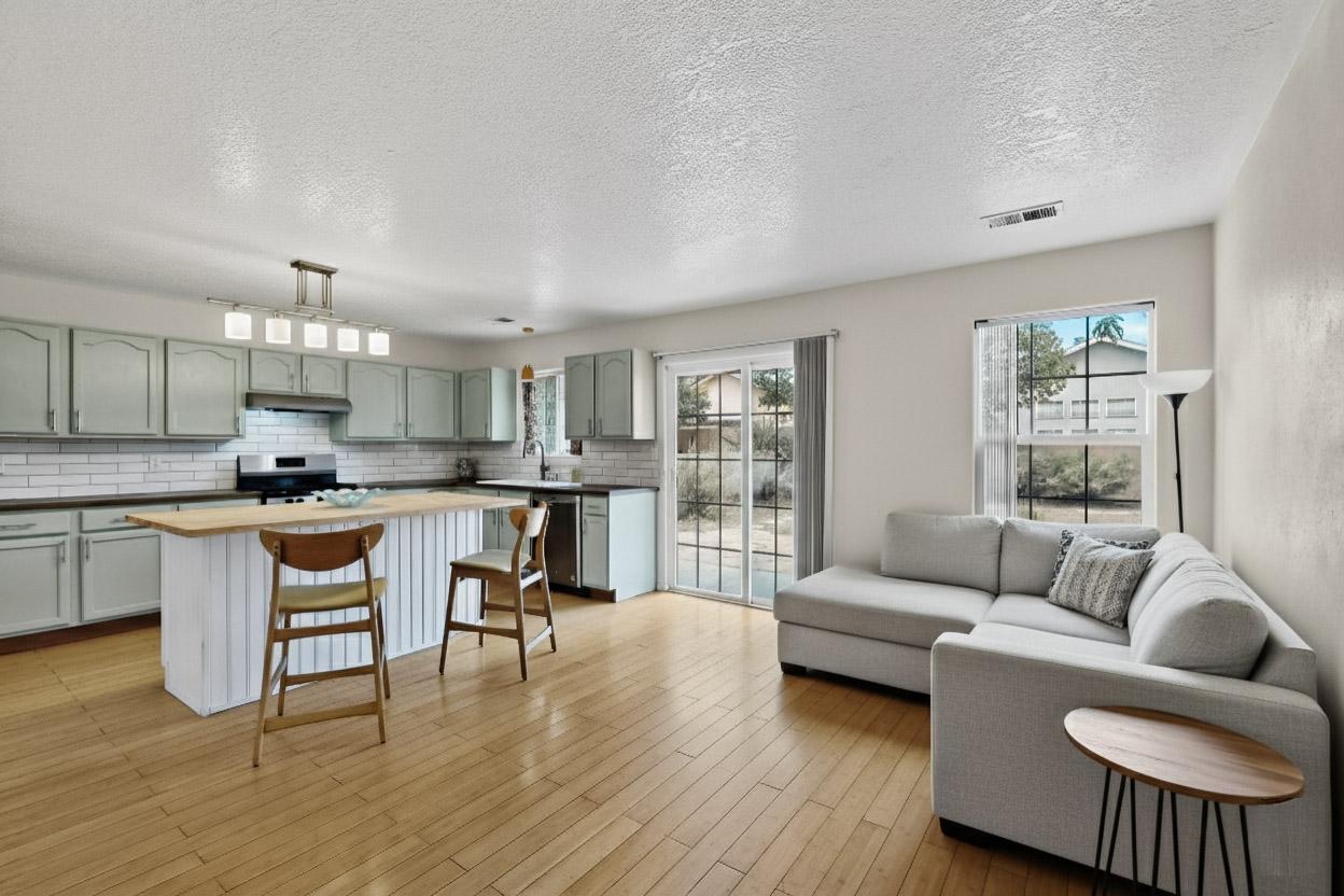 10244 VENTANA HILLS Road NW