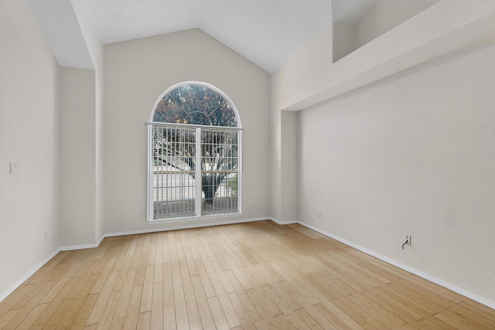 10244 VENTANA HILLS Road NW