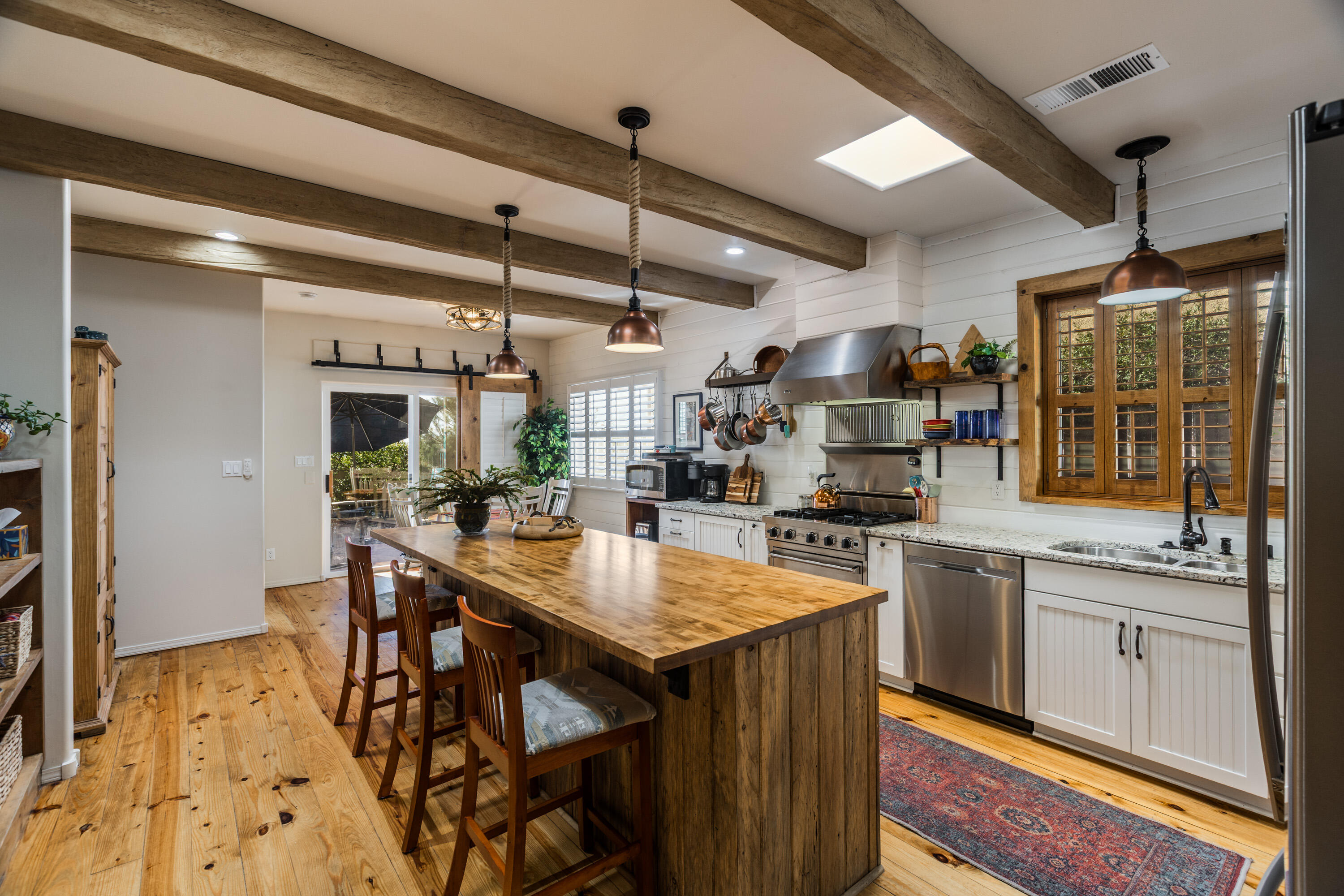 711 TRAMWAY Place NE 30