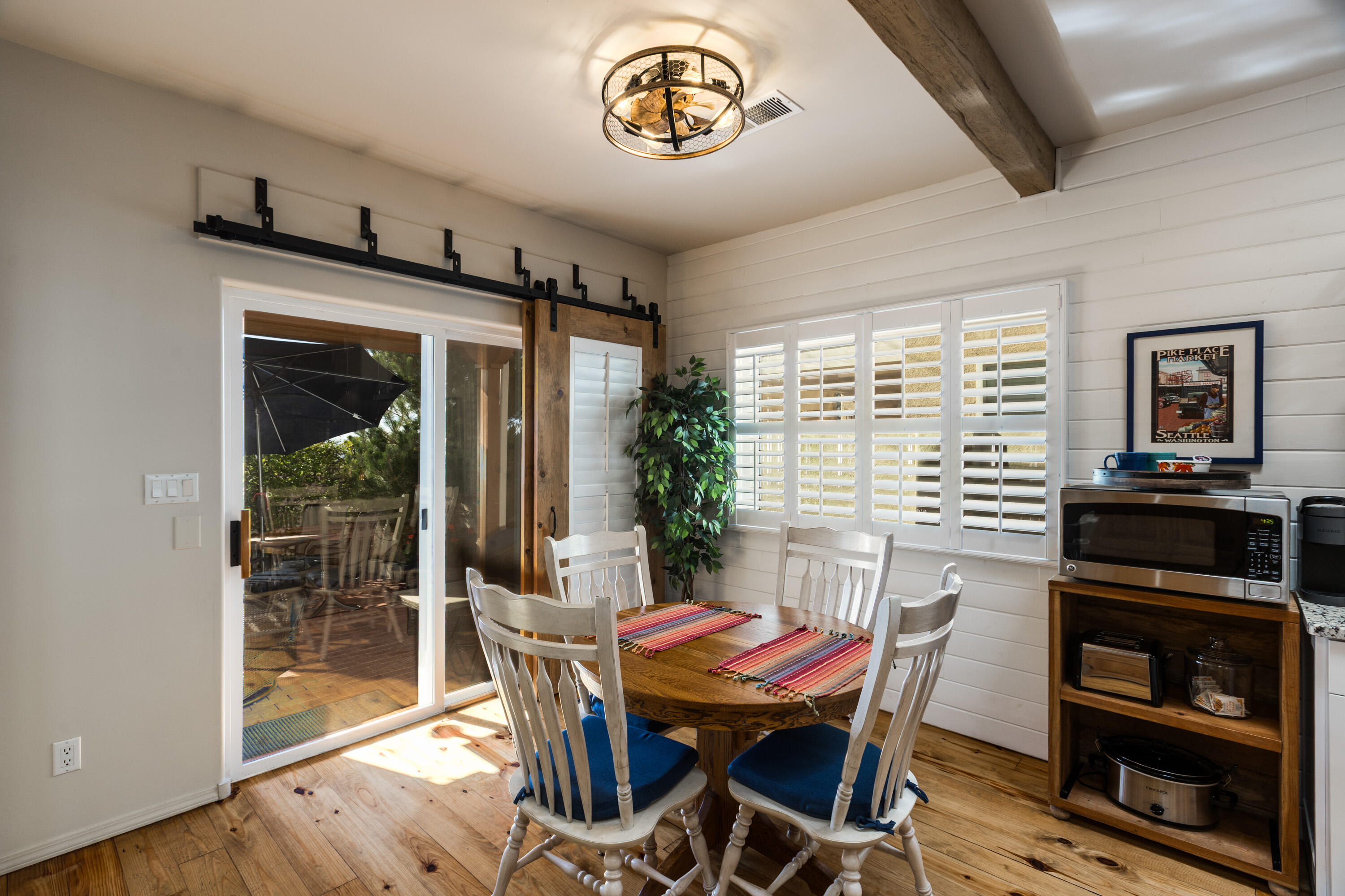 711 TRAMWAY Place NE 30