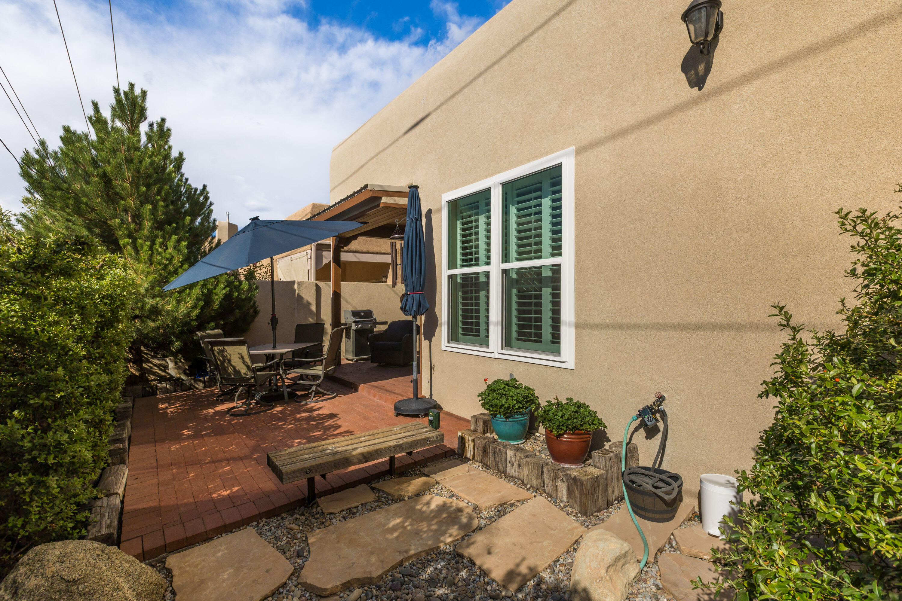 711 TRAMWAY Place NE 30