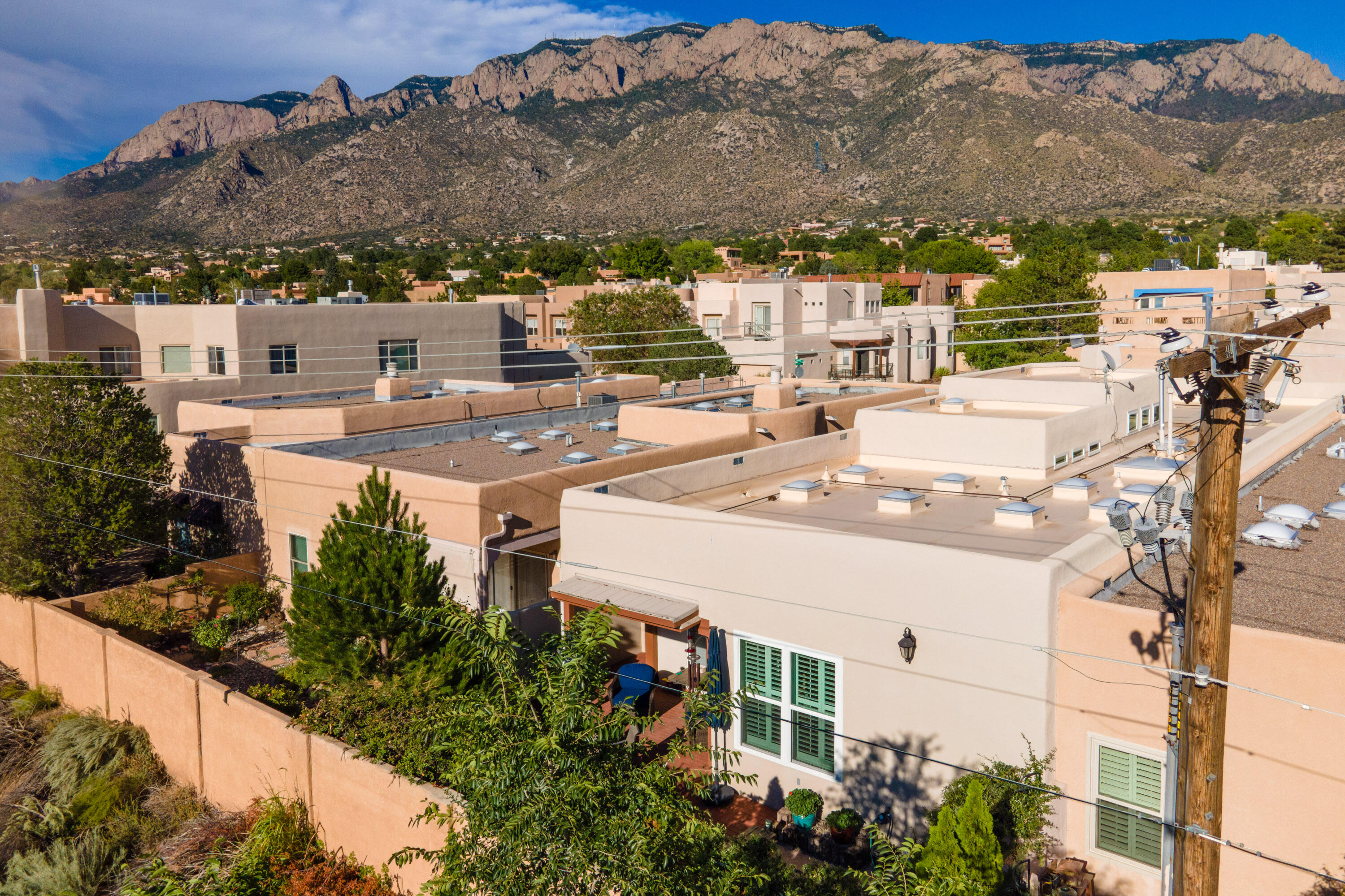 711 TRAMWAY Place NE 30