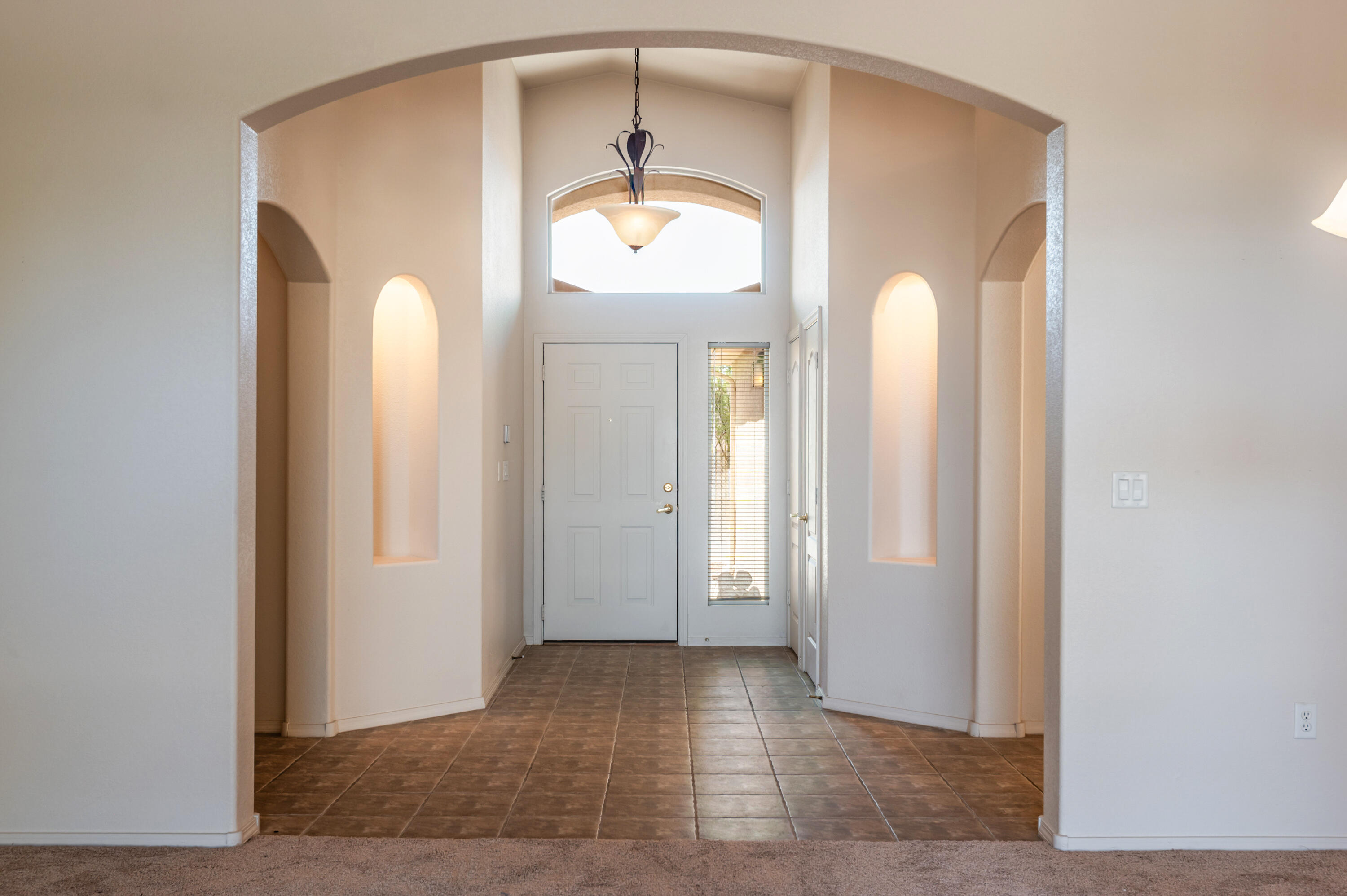 4208 MESA RINCON Drive NW