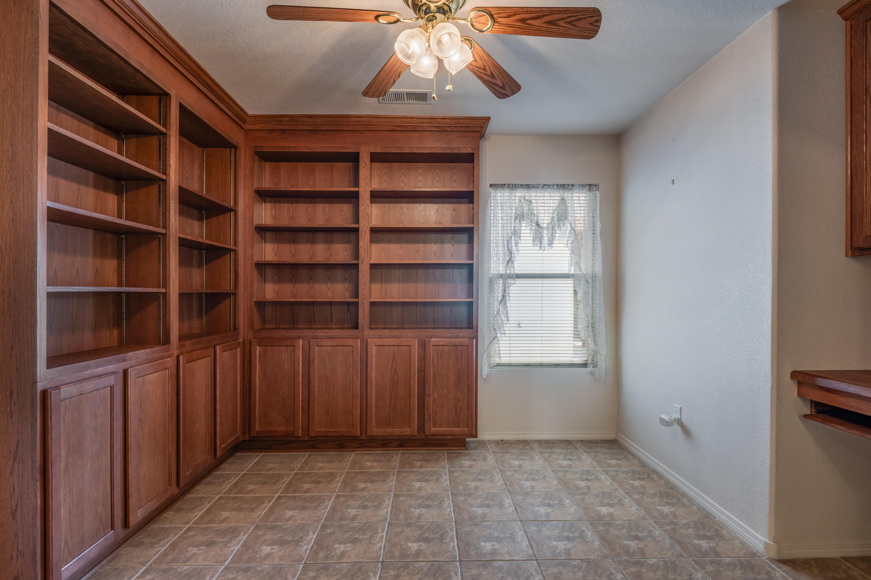 4208 MESA RINCON Drive NW