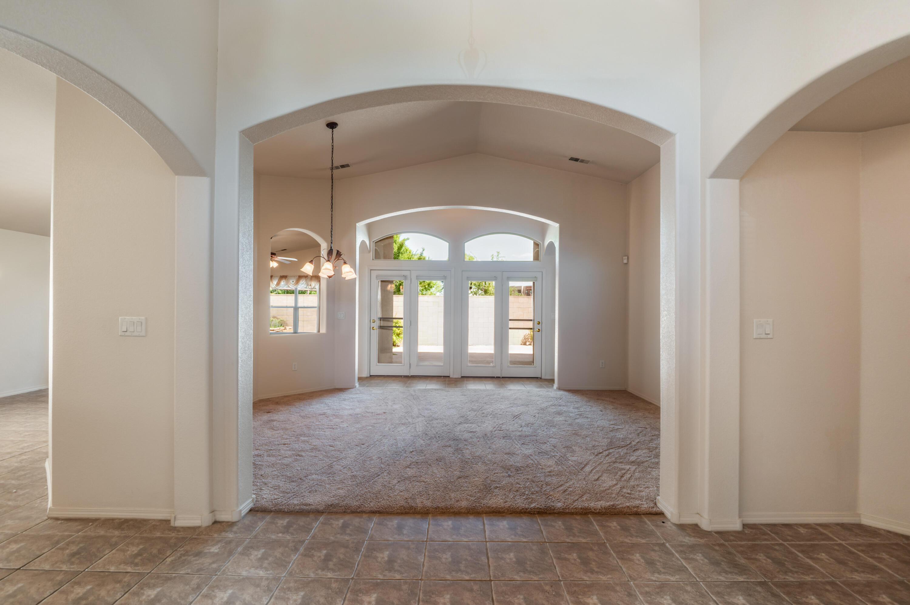 4208 MESA RINCON Drive NW