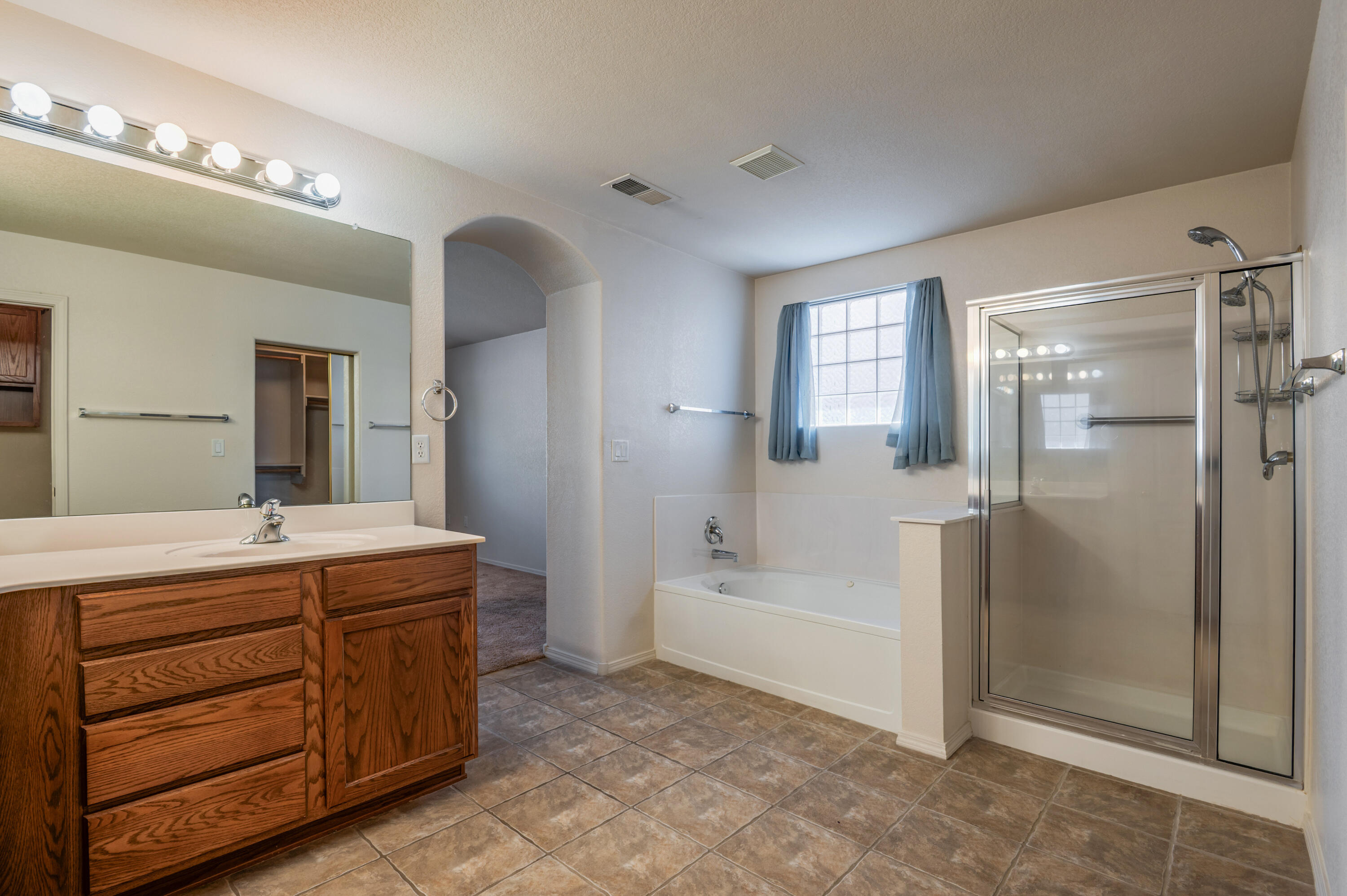 4208 MESA RINCON Drive NW