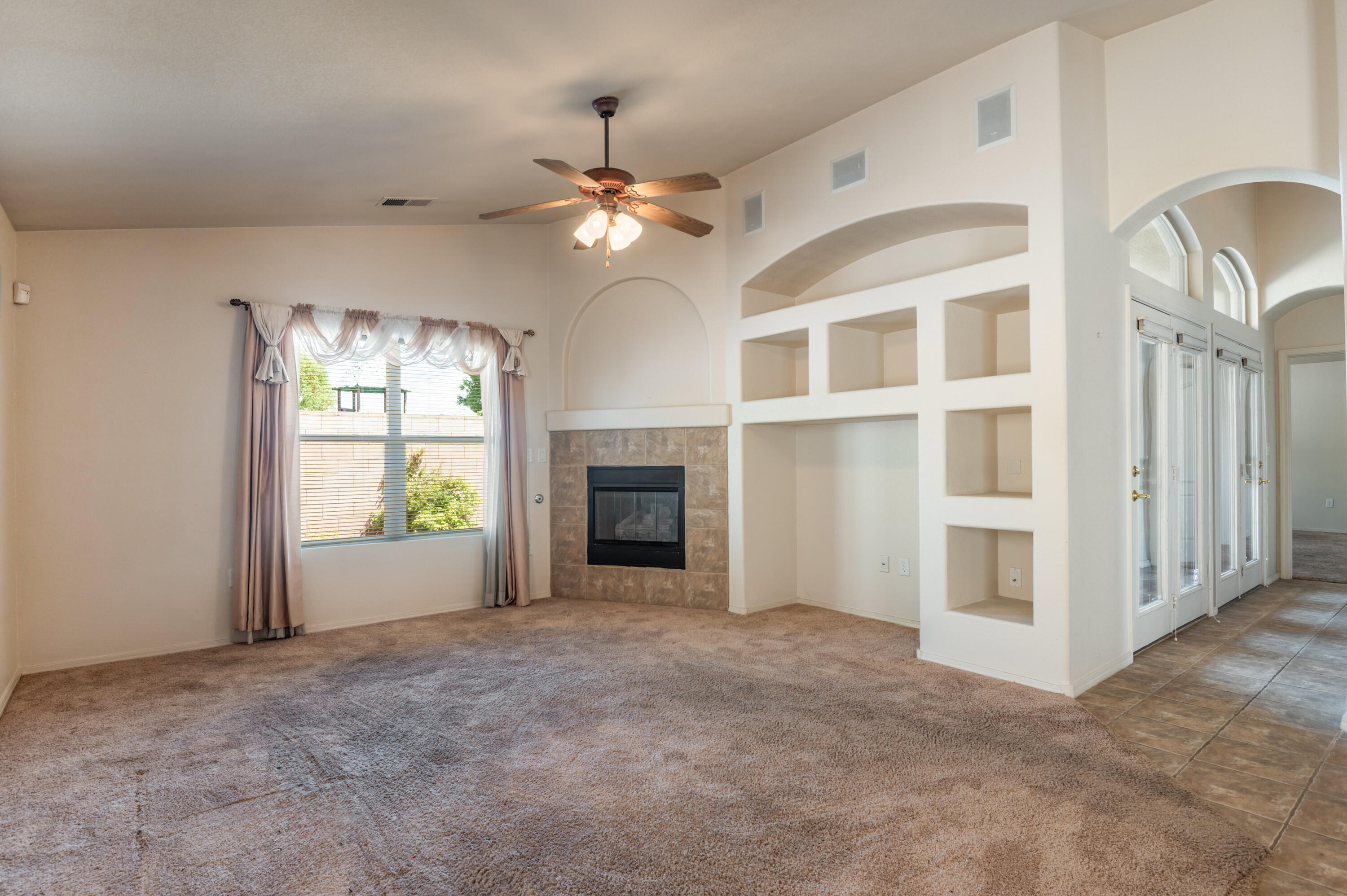 4208 MESA RINCON Drive NW