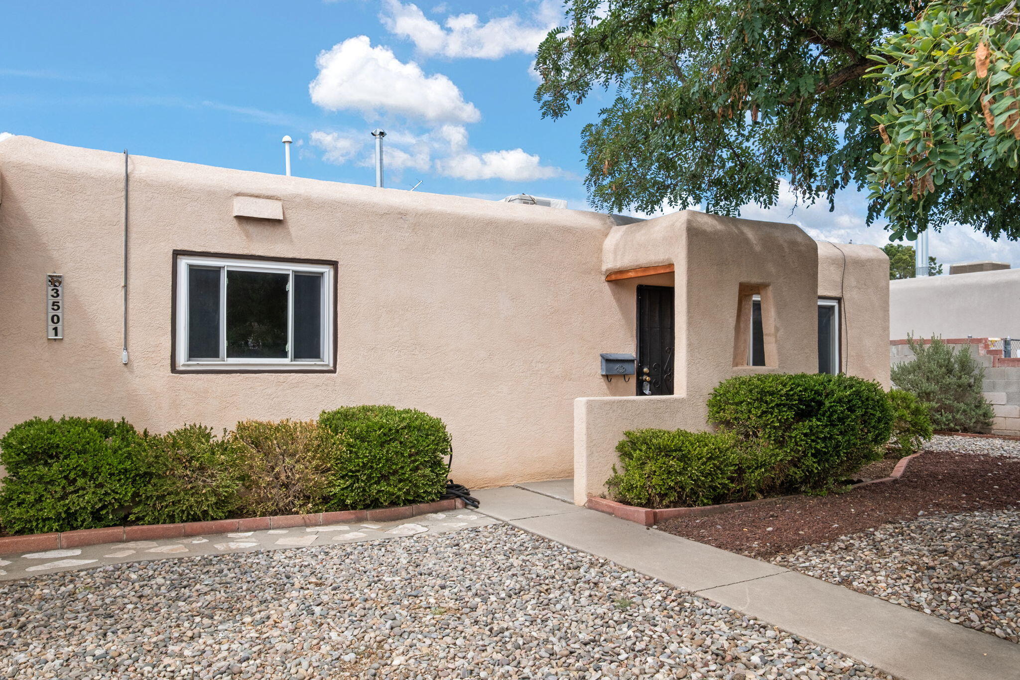 3501 GARCIA Street NE