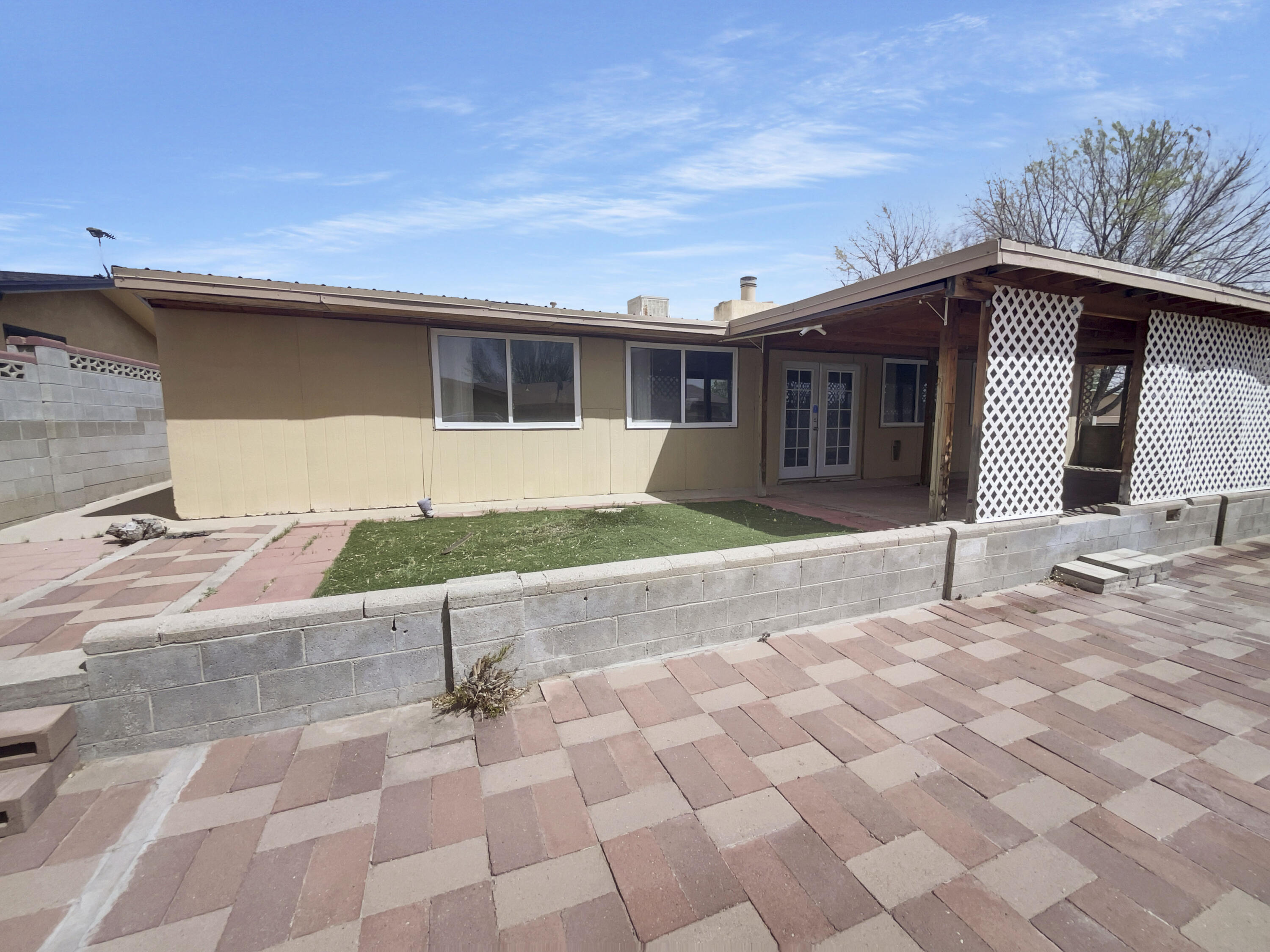 7401 PECOS TRAIL Trail NW