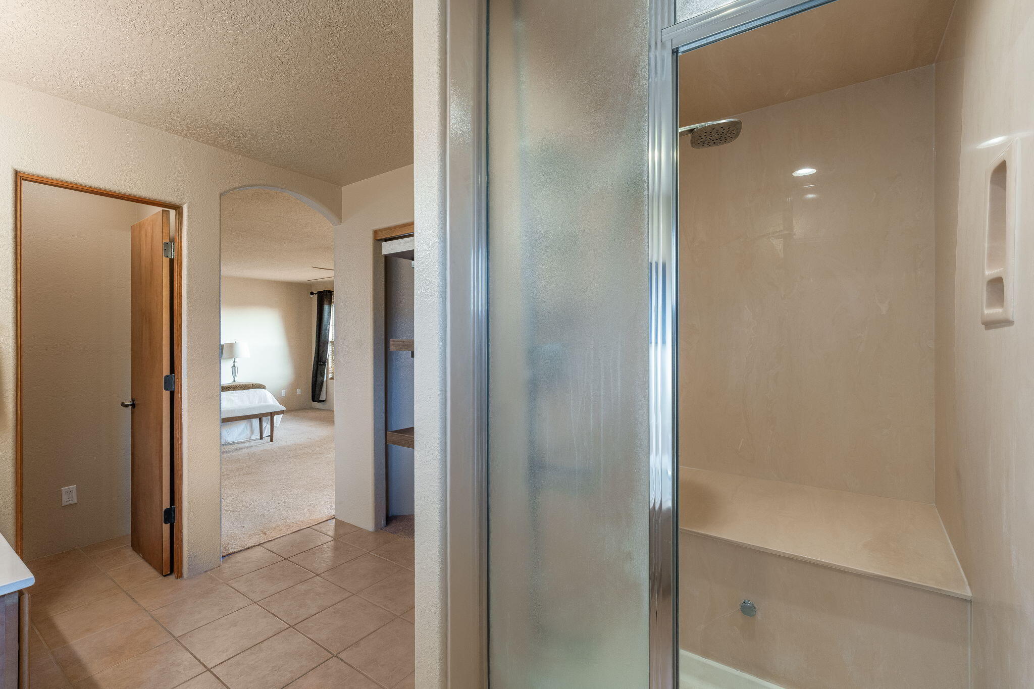 7219 VIA CONTENTA NE