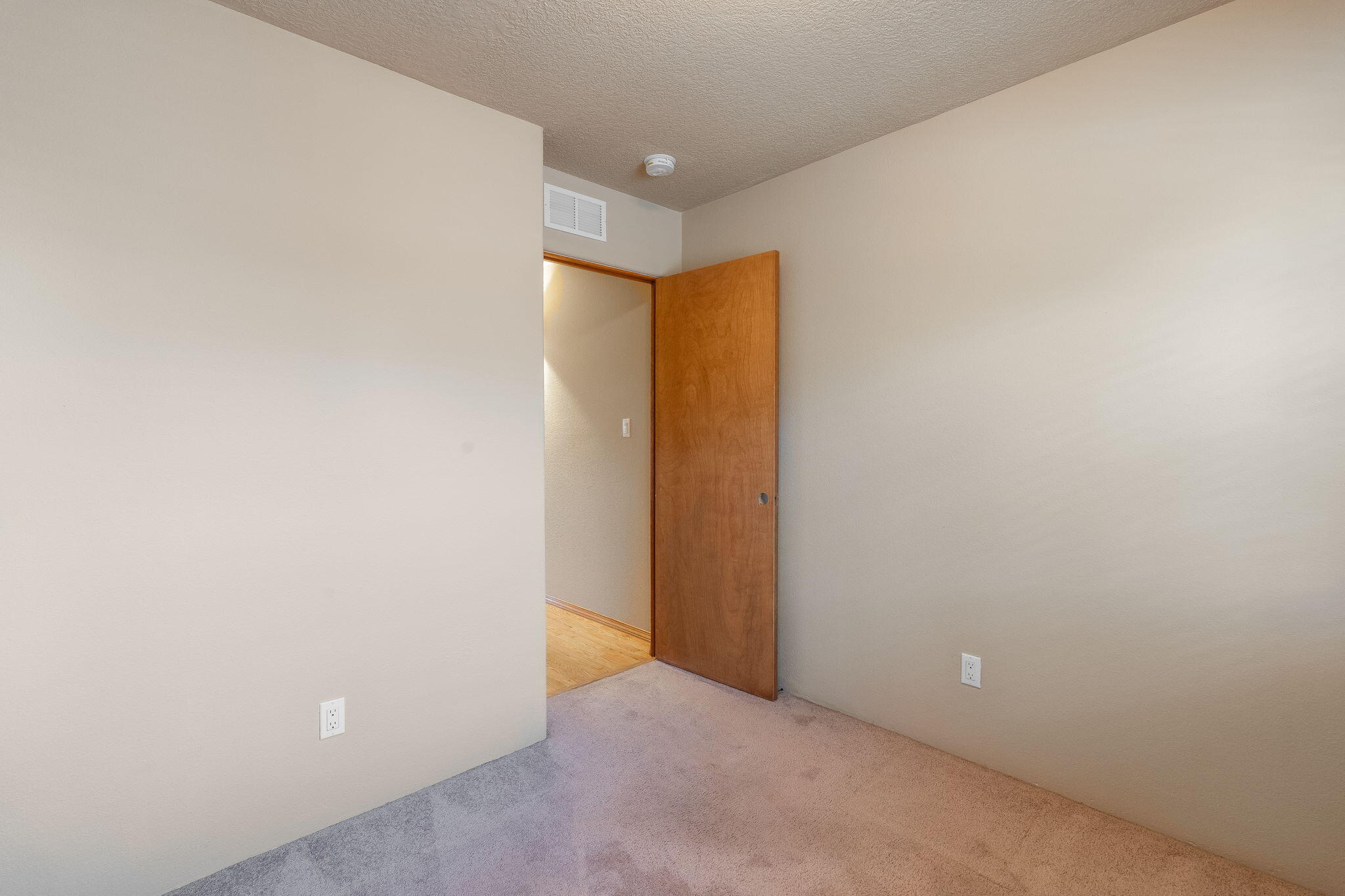 7219 VIA CONTENTA NE