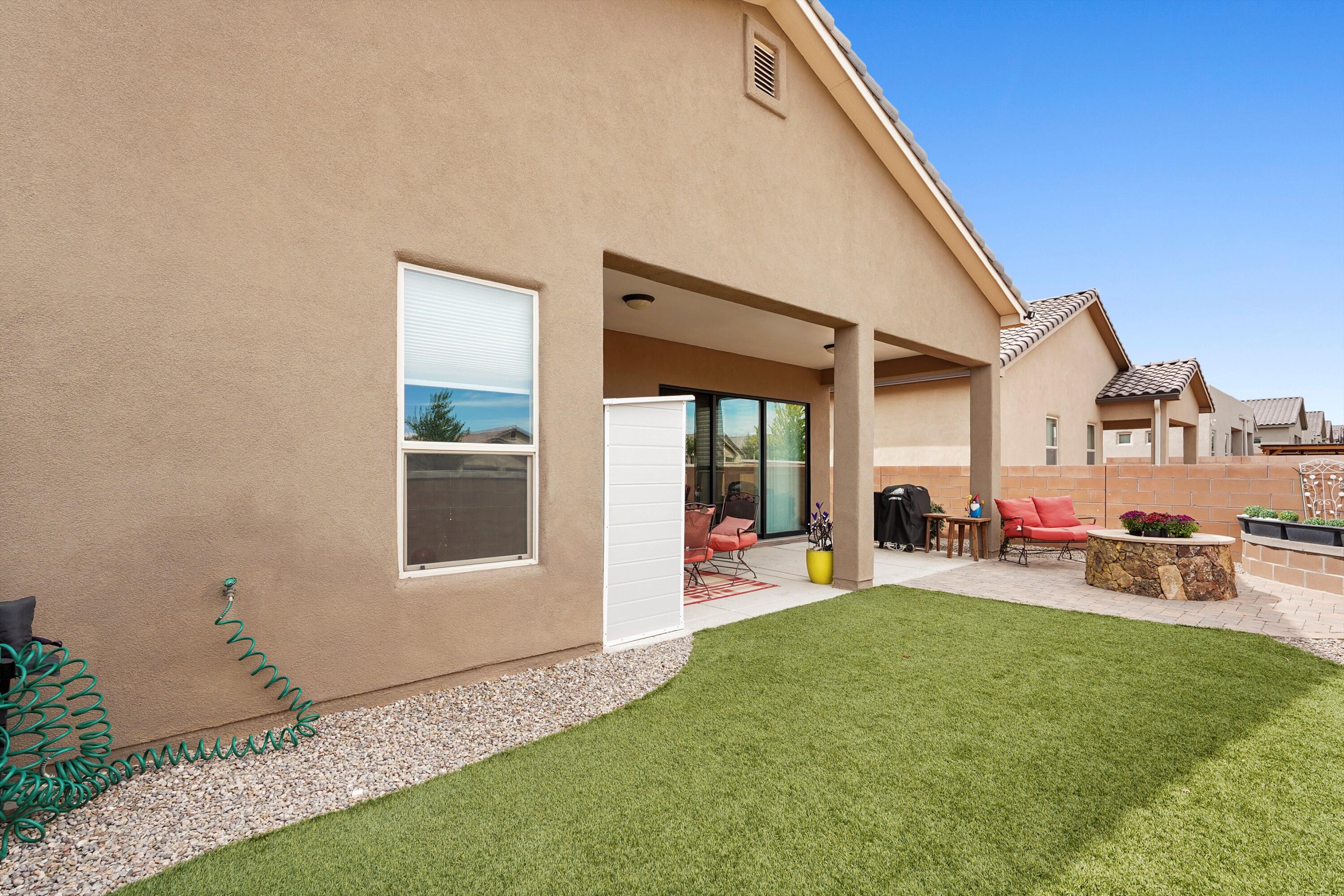 7439 WINDOW PEAK Road NW