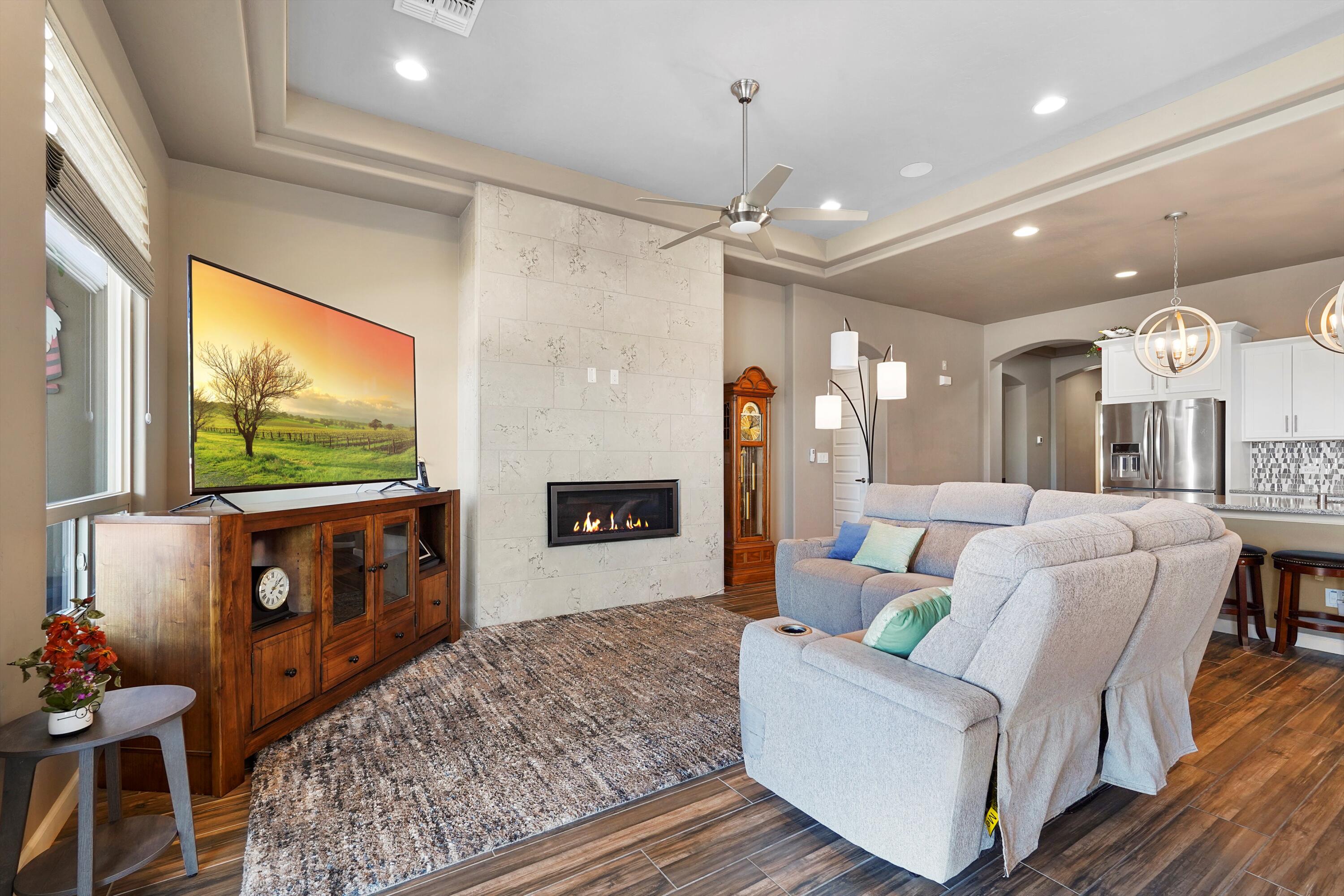 7439 WINDOW PEAK Road NW