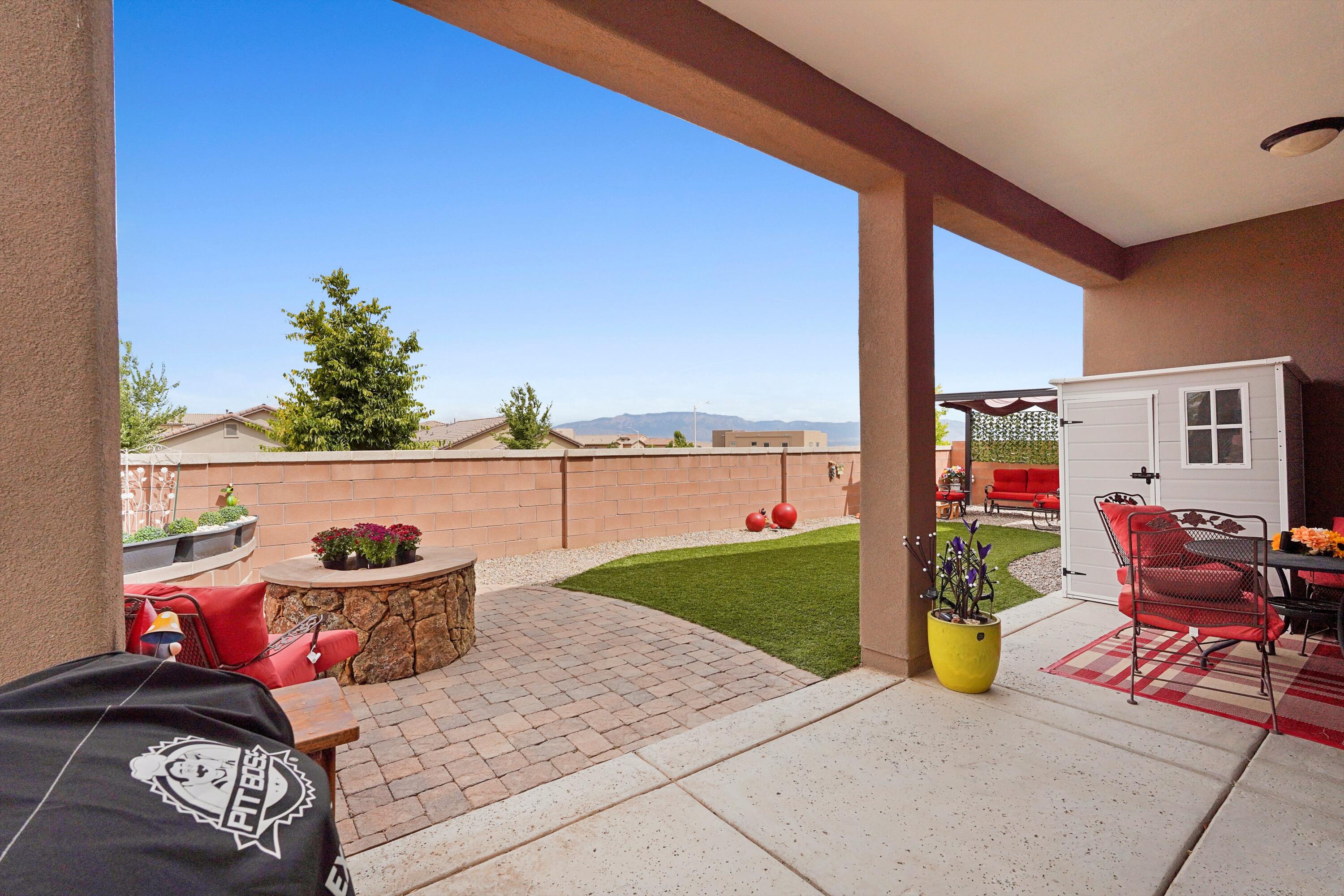 7439 WINDOW PEAK Road NW