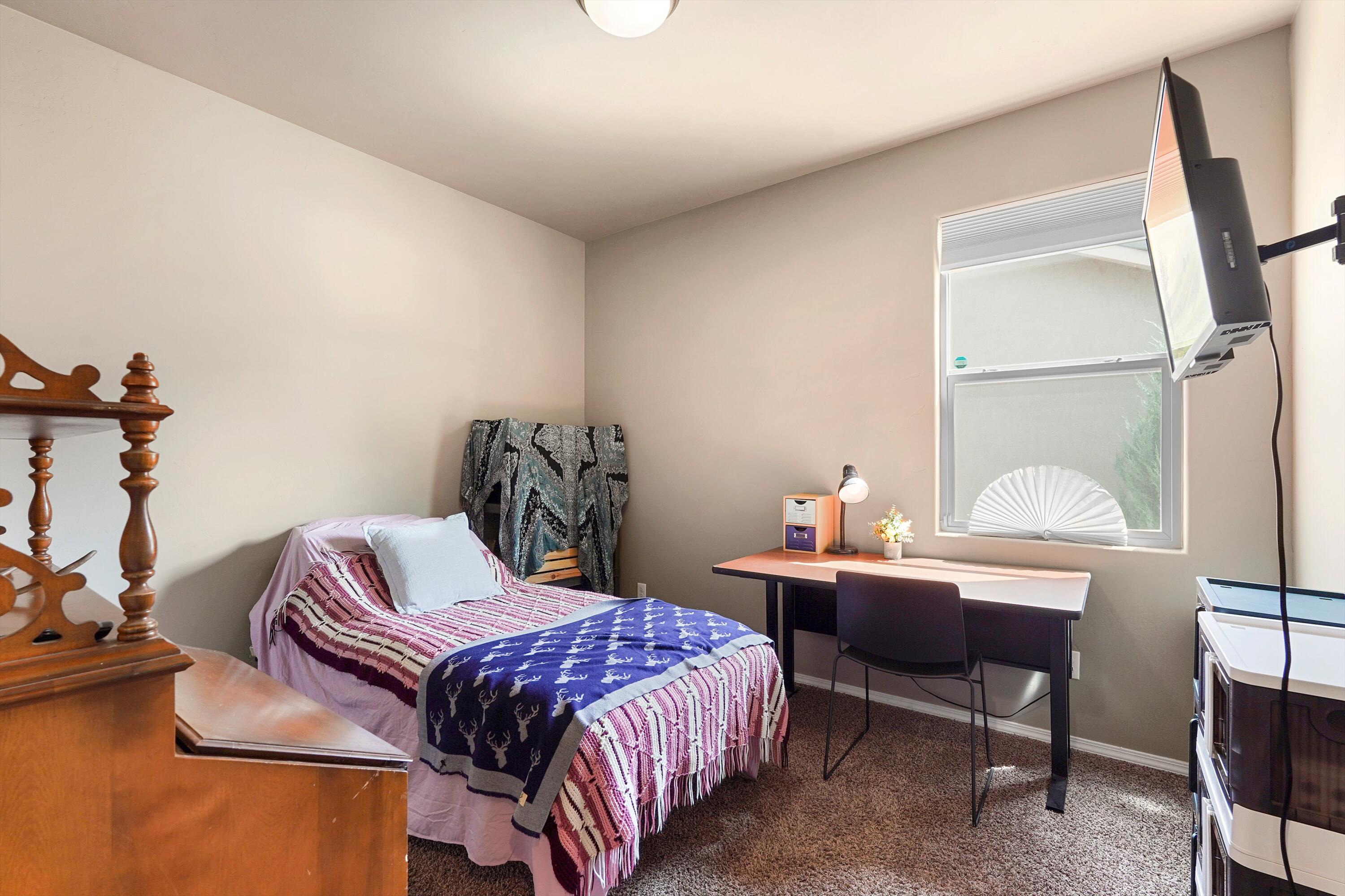 7439 WINDOW PEAK Road NW