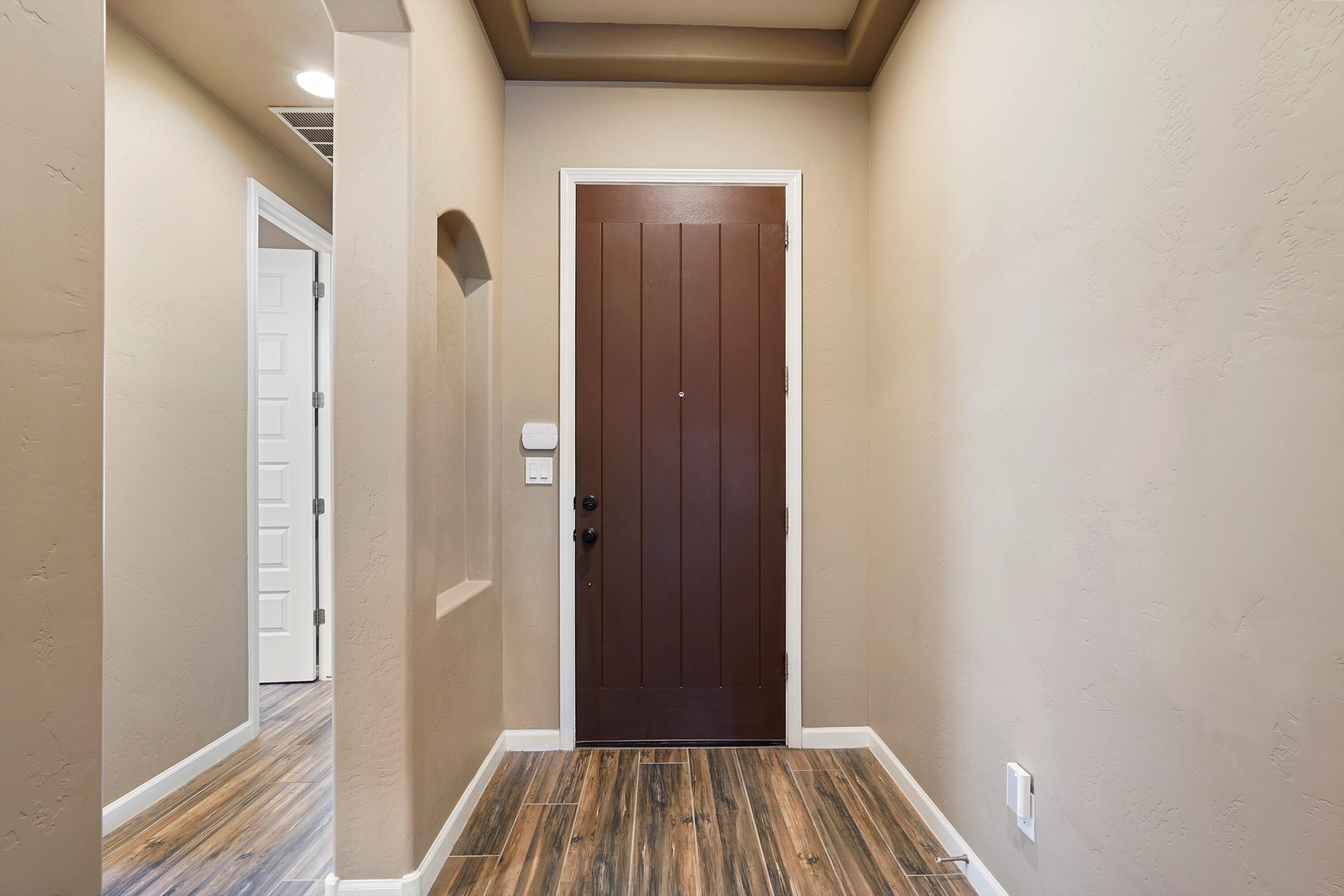 7439 WINDOW PEAK Road NW