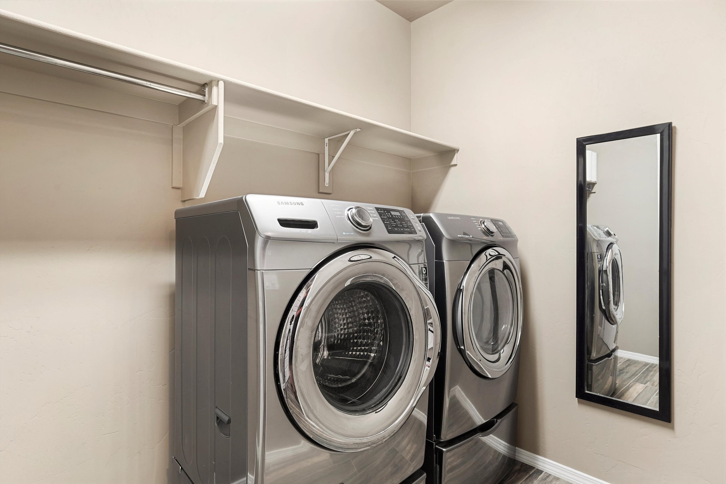 7439 WINDOW PEAK Road NW