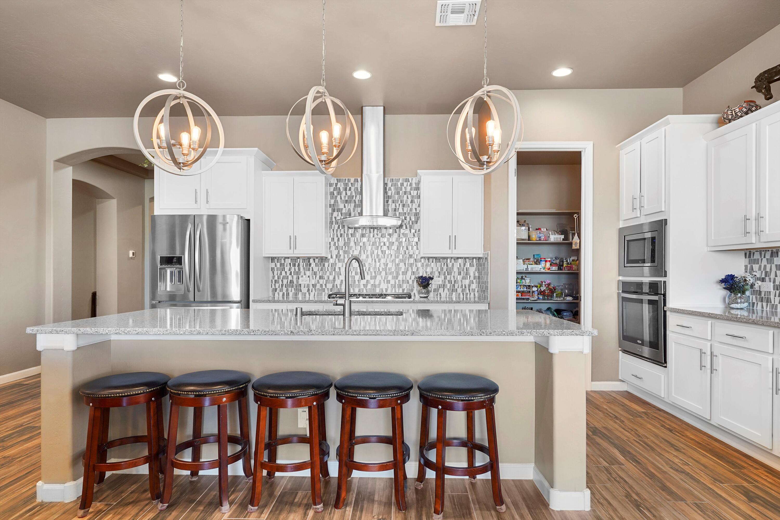 7439 WINDOW PEAK Road NW