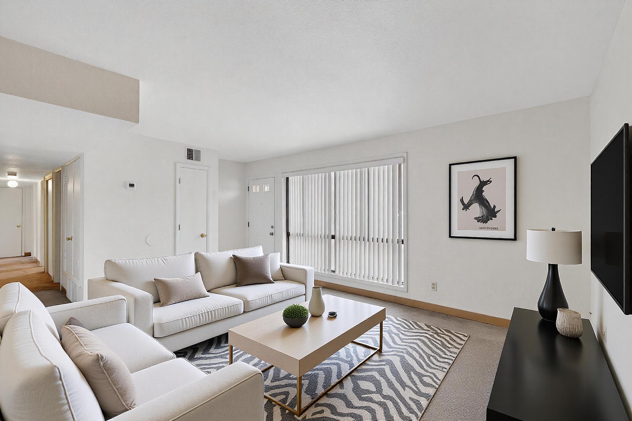 440 SALAZAR Court SE