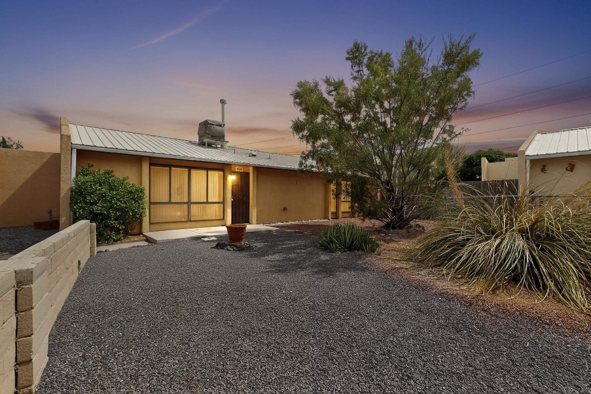 440 SALAZAR Court SE