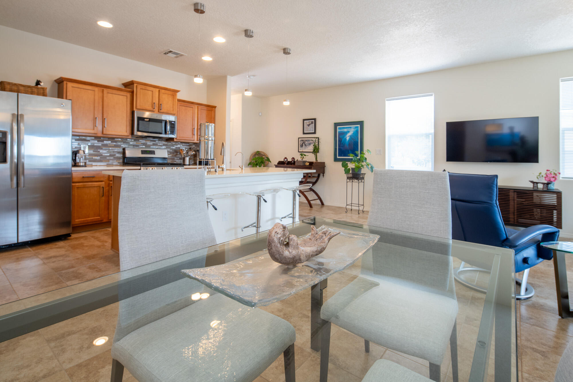 6124 SANTA FE TRAIL Drive NE