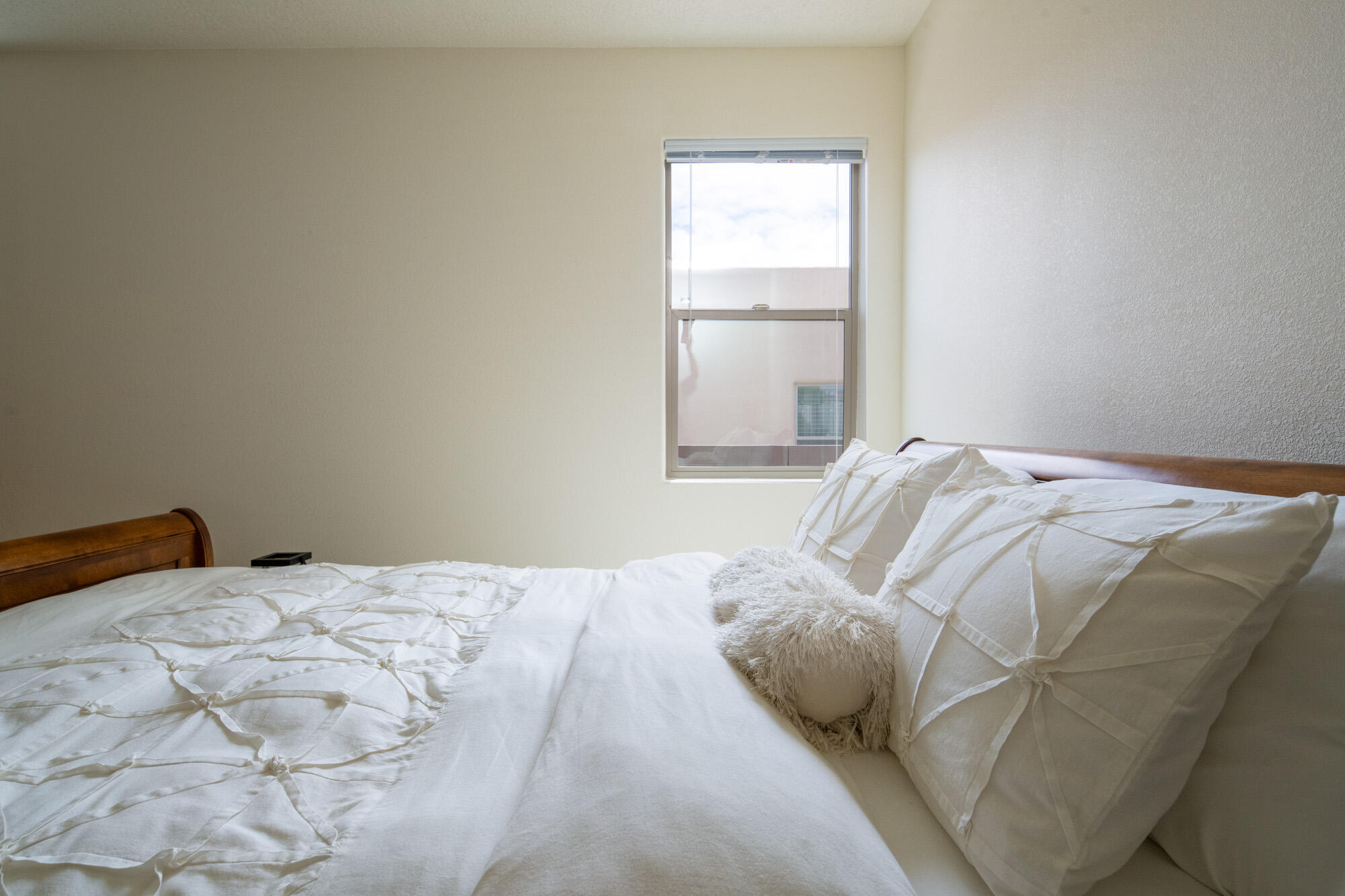 6124 SANTA FE TRAIL Drive NE