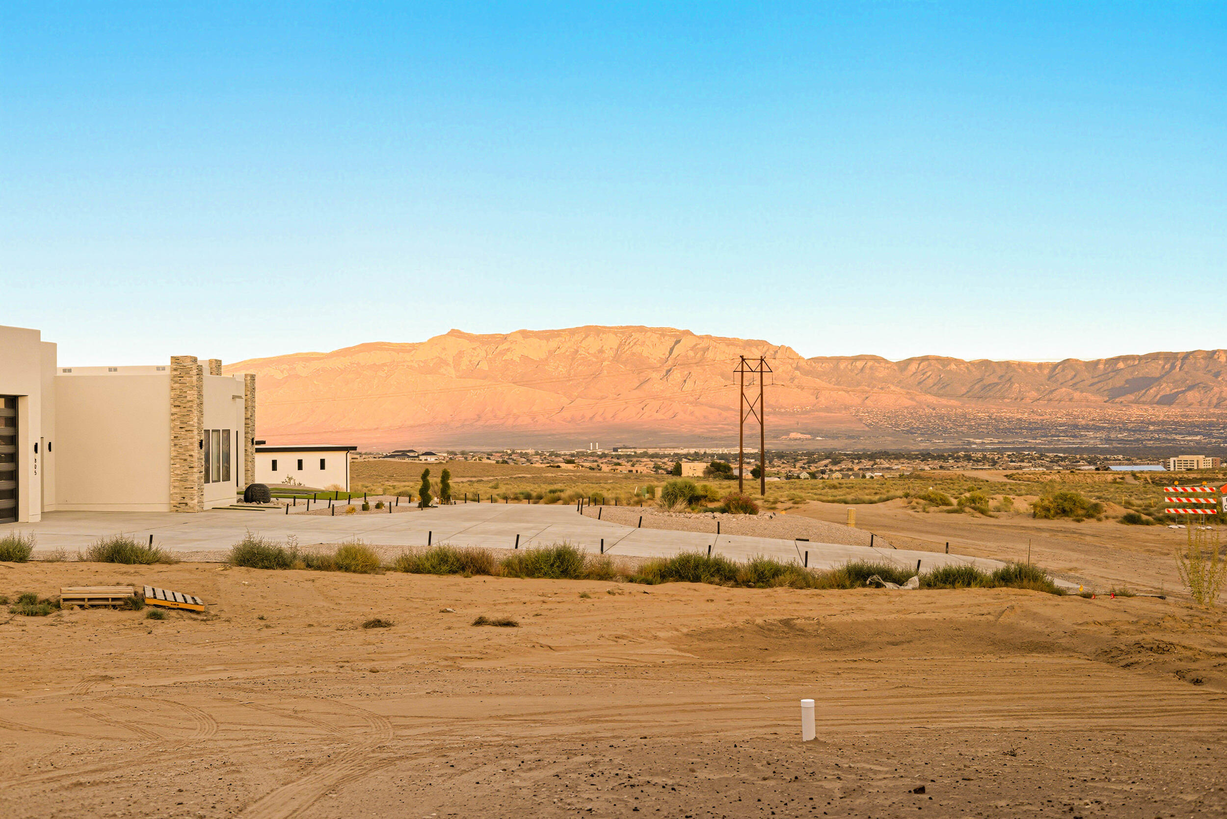 1620 Aztec Sun Court