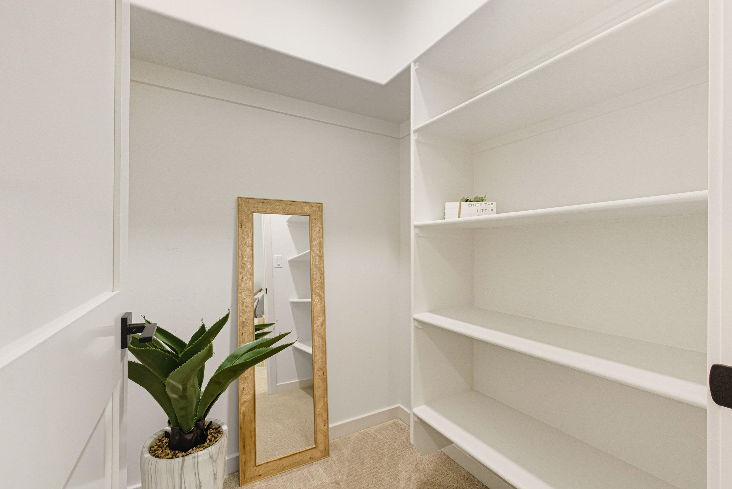 1620 Aztec Sun Court