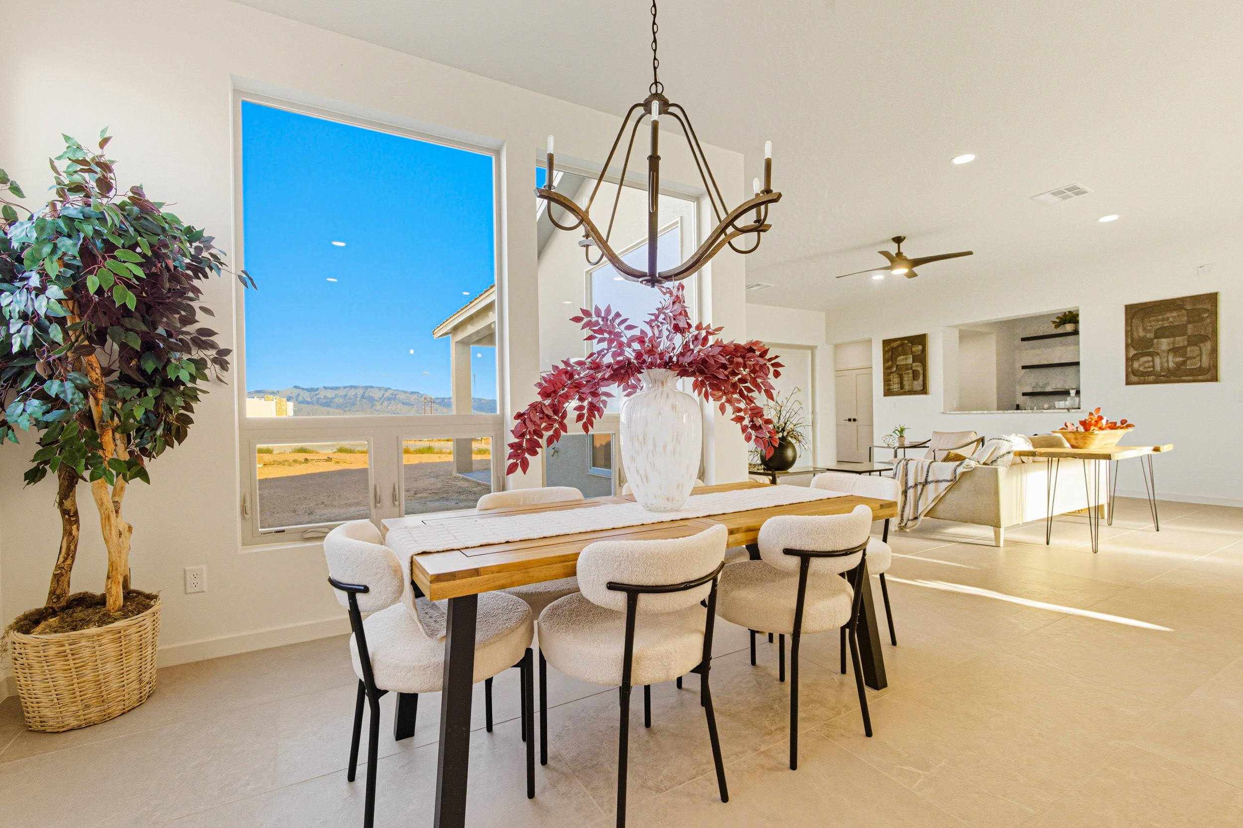 1620 Aztec Sun Court