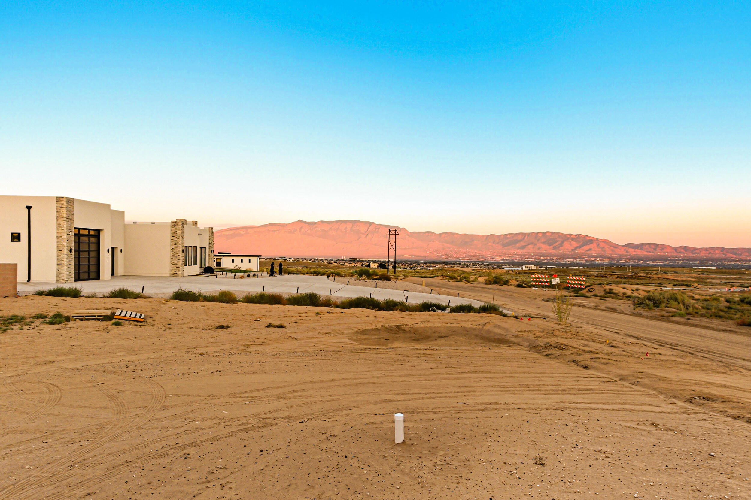 1620 Aztec Sun Court