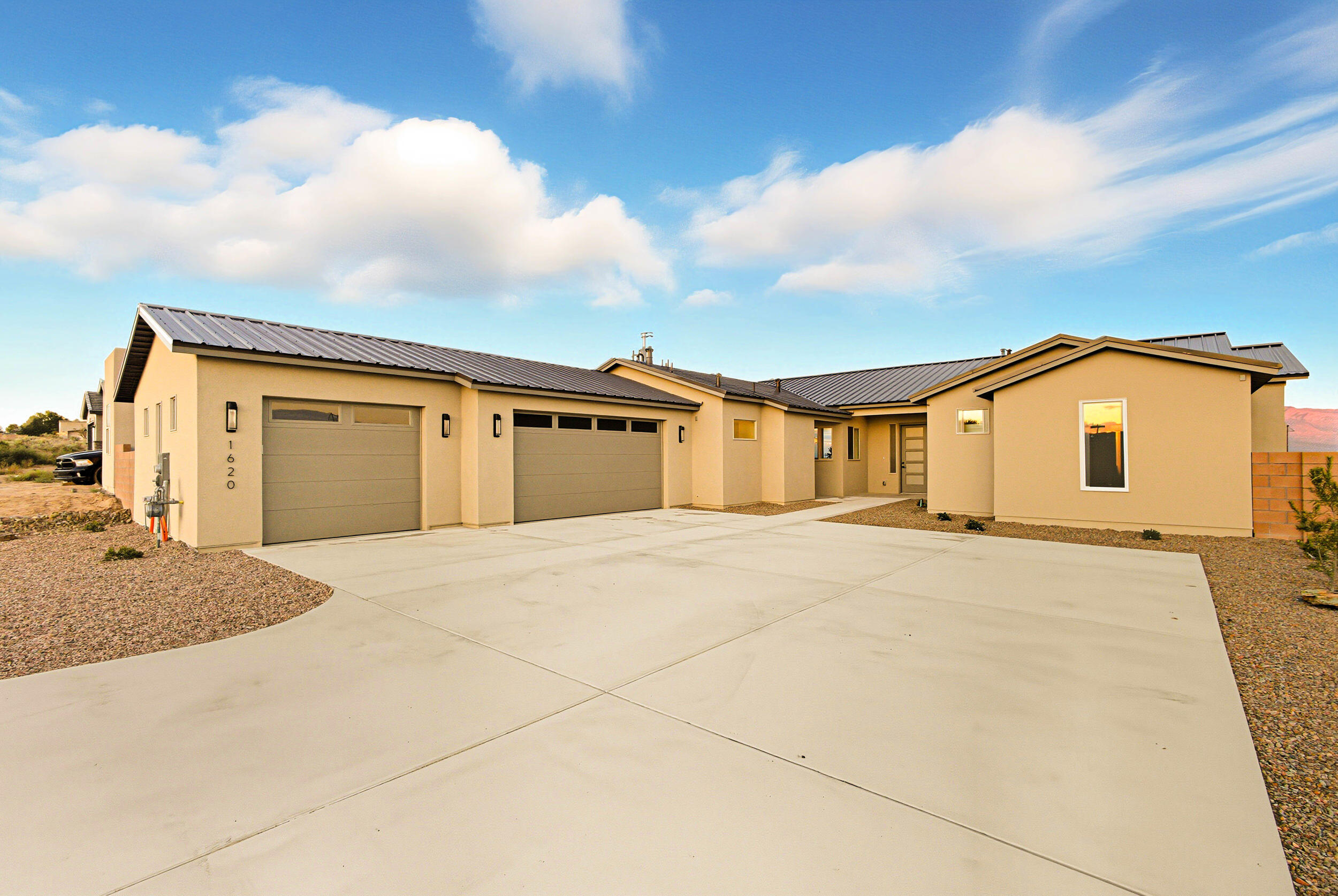 1620 Aztec Sun Court