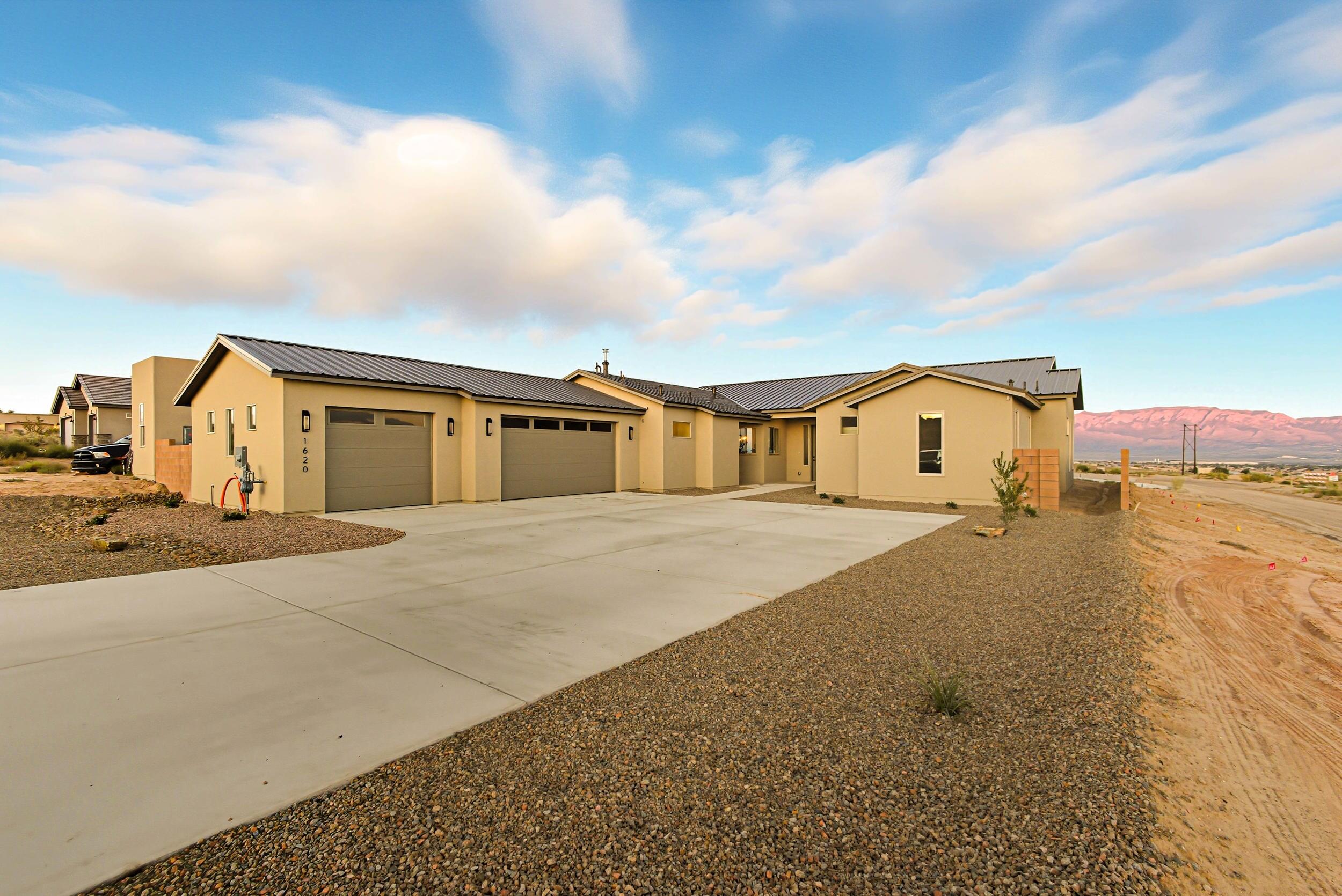 1620 Aztec Sun Court